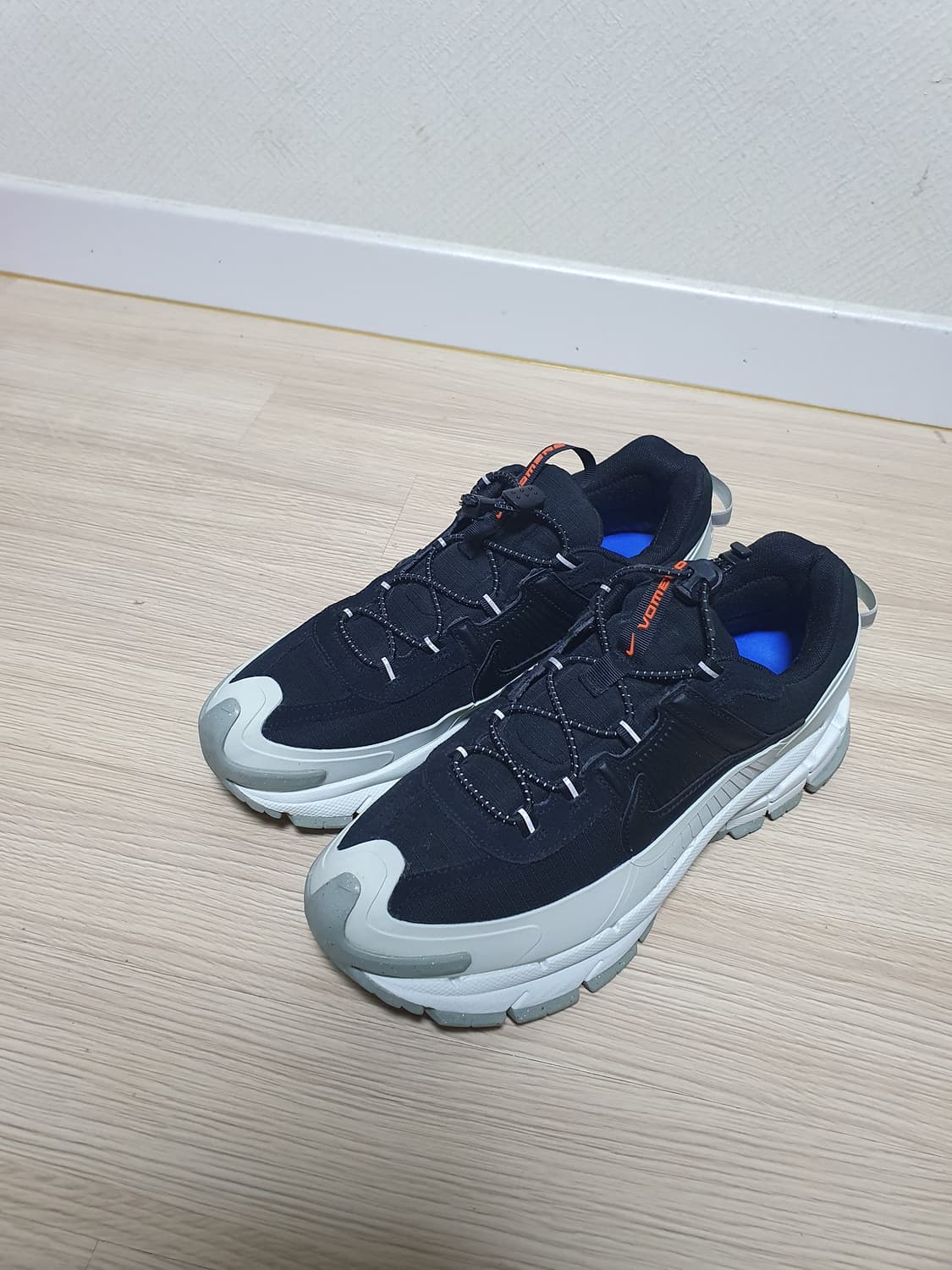 나이키 줌 보메로 룸 운동화 275 상품이미지4