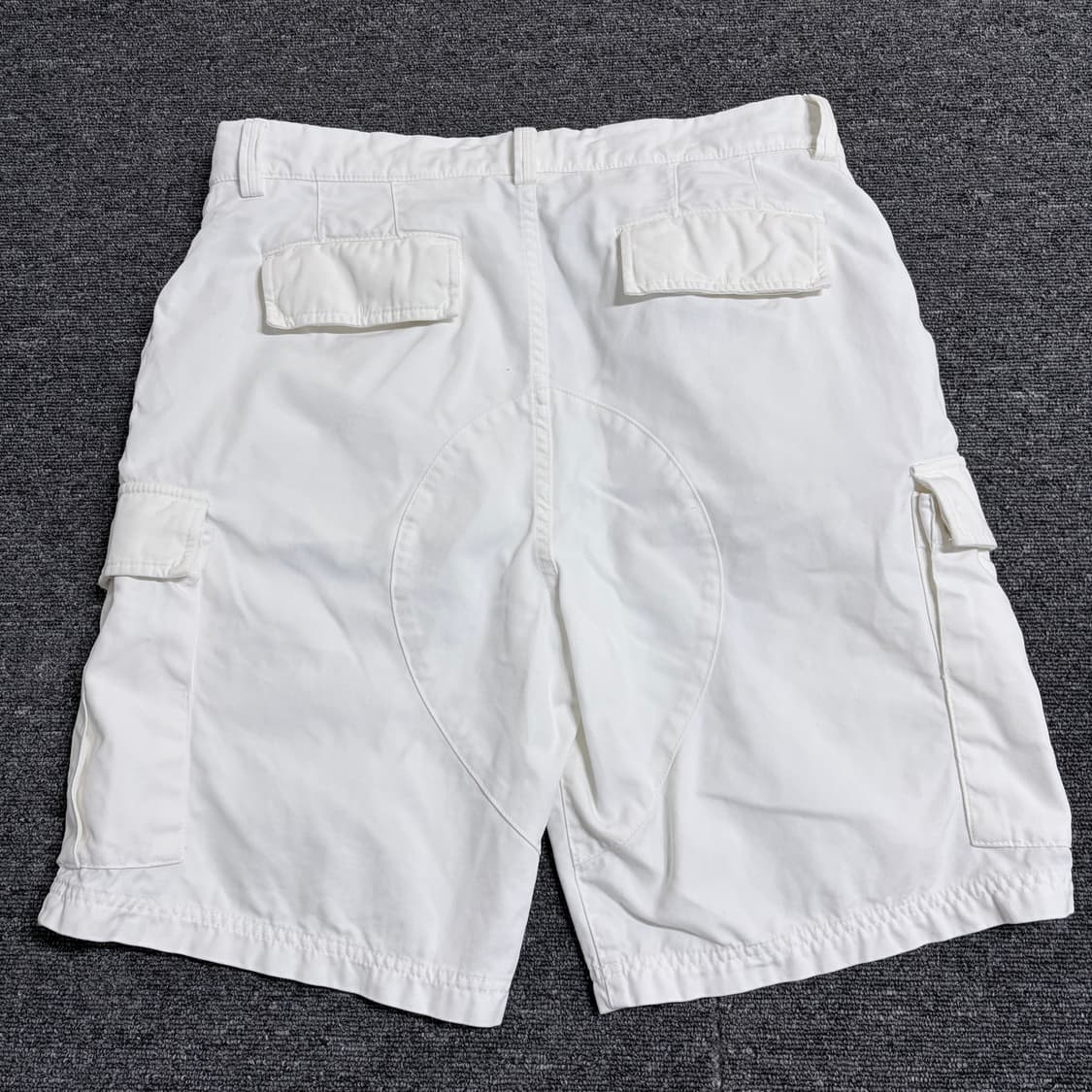 브루넬로 쿠치넬리 화이트 카고 반바지 상품이미지8