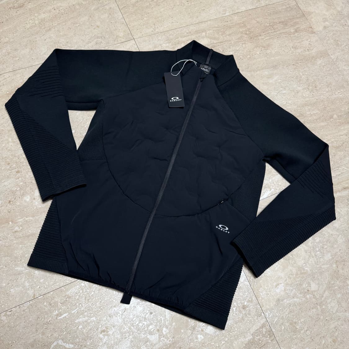 [L] 오클리 래티튜드 소어 자켓 블랙 상품이미지2