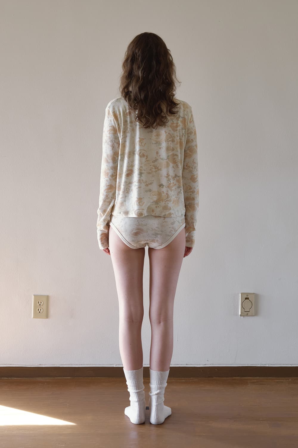 비아플레인x민주님 플로럴 롱슬리브 티셔츠 상품이미지3