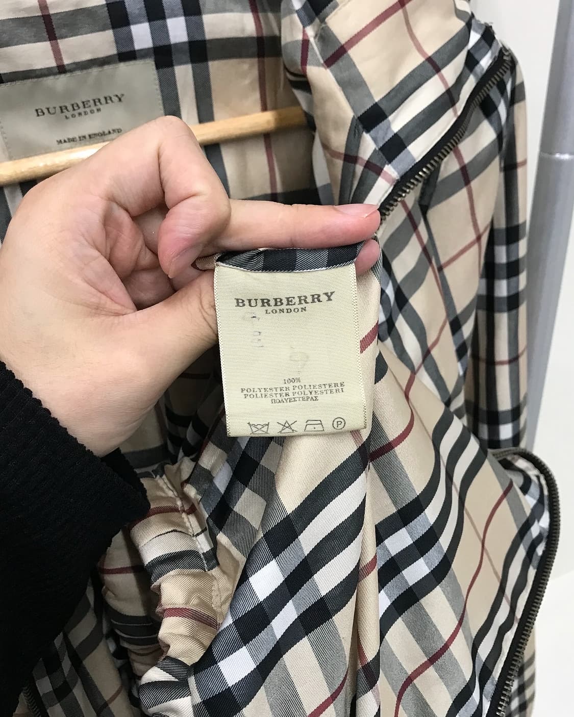 버버리 노바체크 후드 누빔 패딩 자켓 상품이미지5