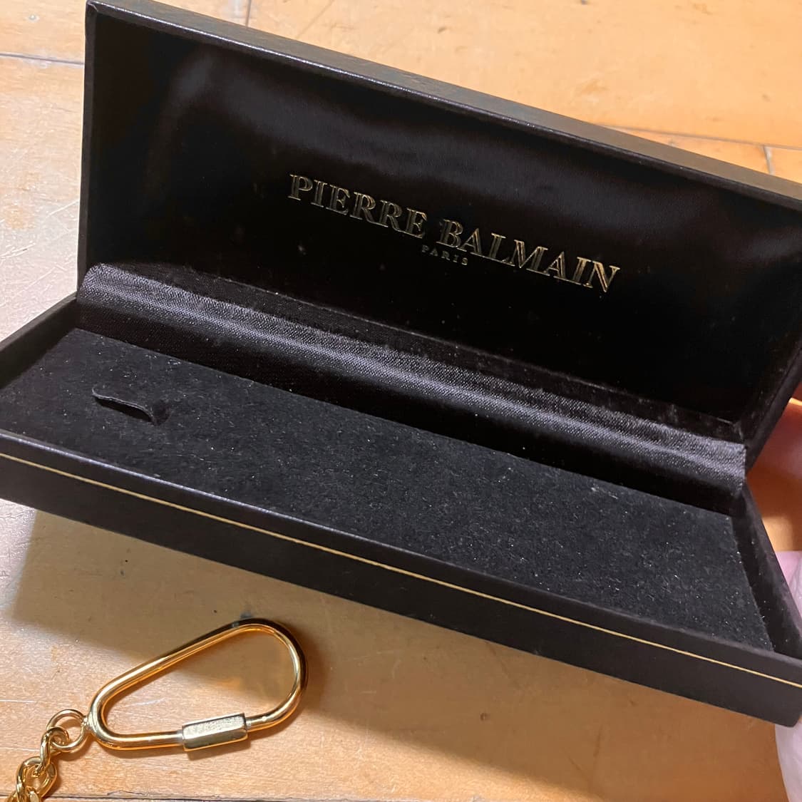 Pierre Balmain 90s 발망 올드심볼 메달리온 골드 키링 상품이미지4