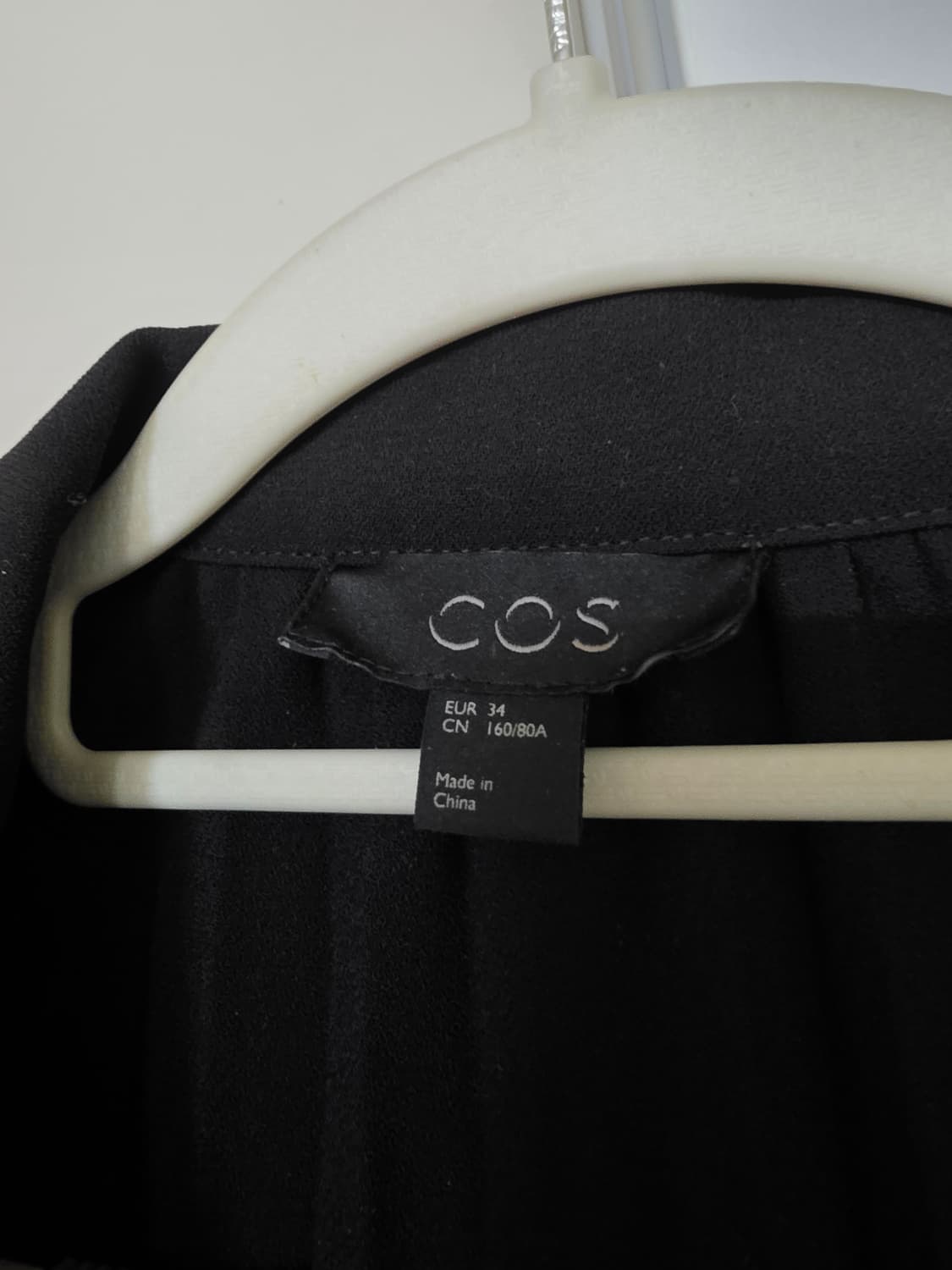 COS 블랙 플리츠 롱자켓 상품이미지6