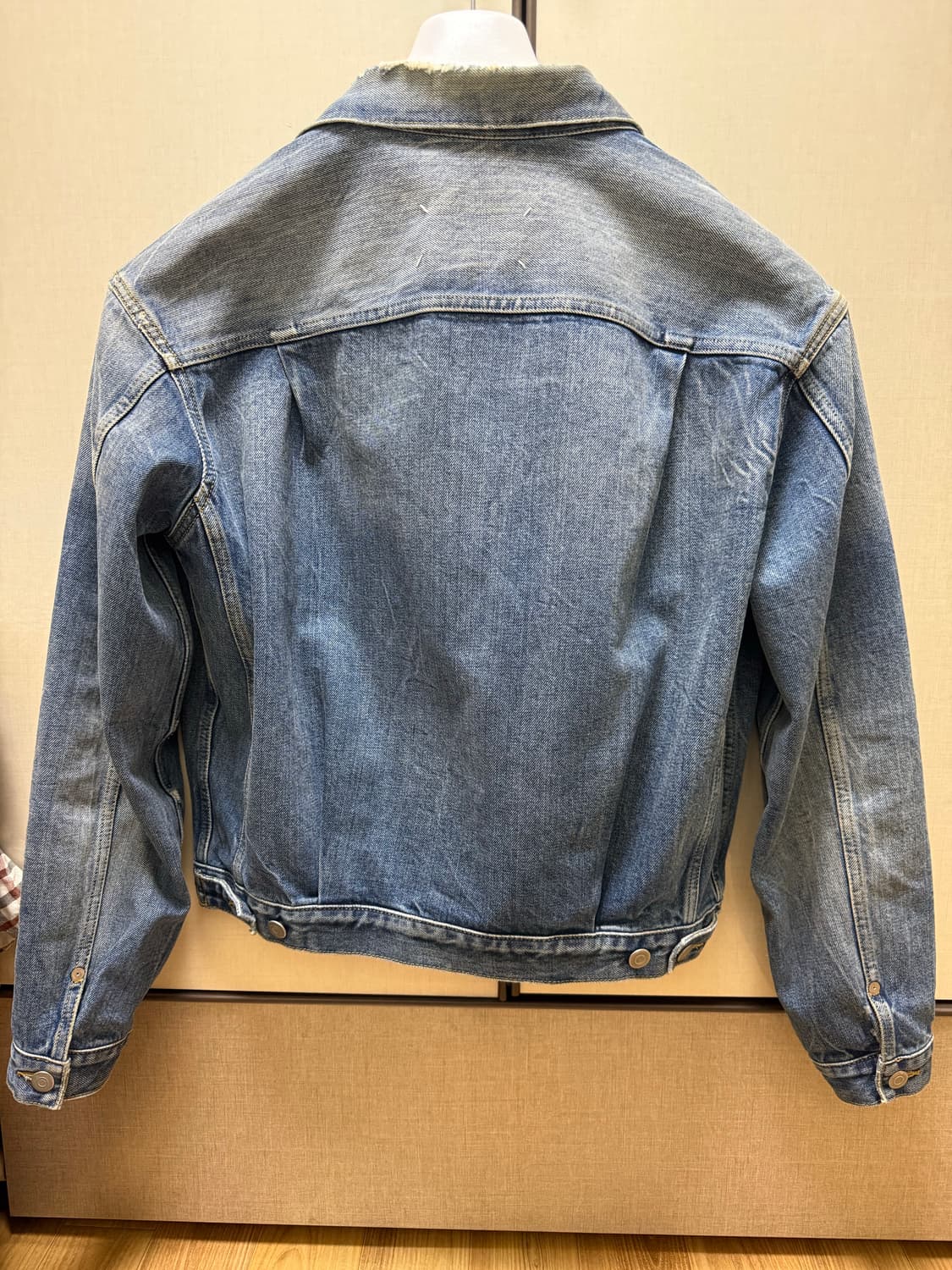 21/SS margiela disstressed denim jacket  상품이미지3