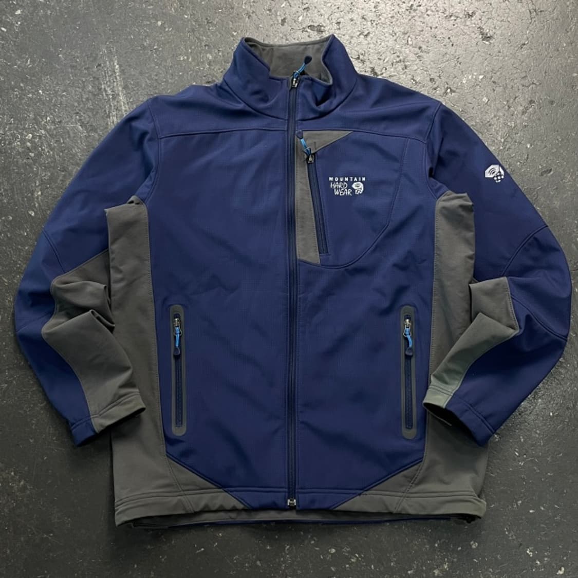 100 마운틴하드웨어 소프트쉘 자켓 상품이미지1