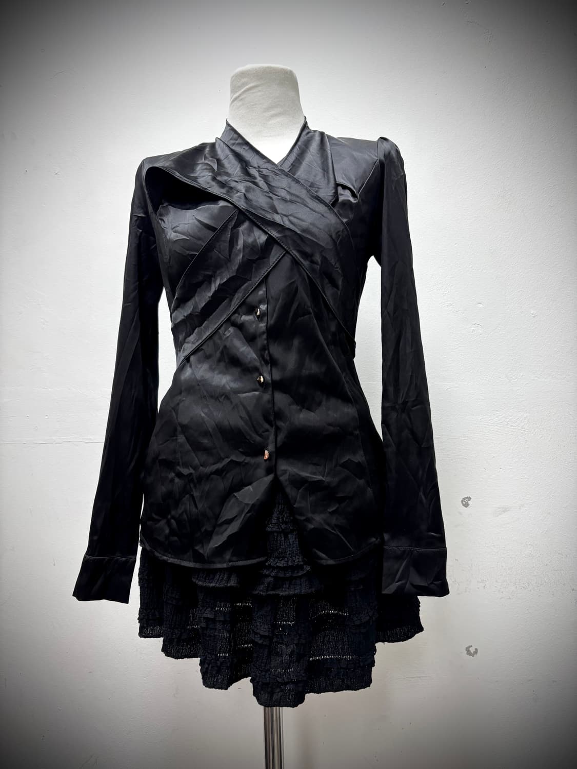 [Aesthetic Mood] 00’s Black Shirts 상품이미지2