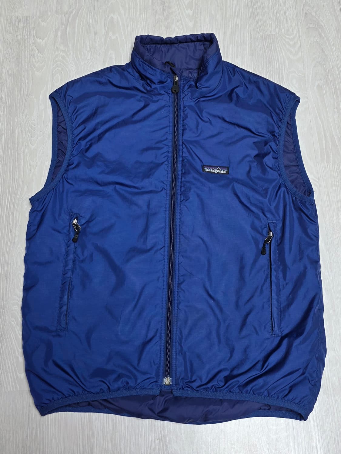 파타고니아 퍼프볼 베스트 S사아즈 블루색상 판매 상품이미지1