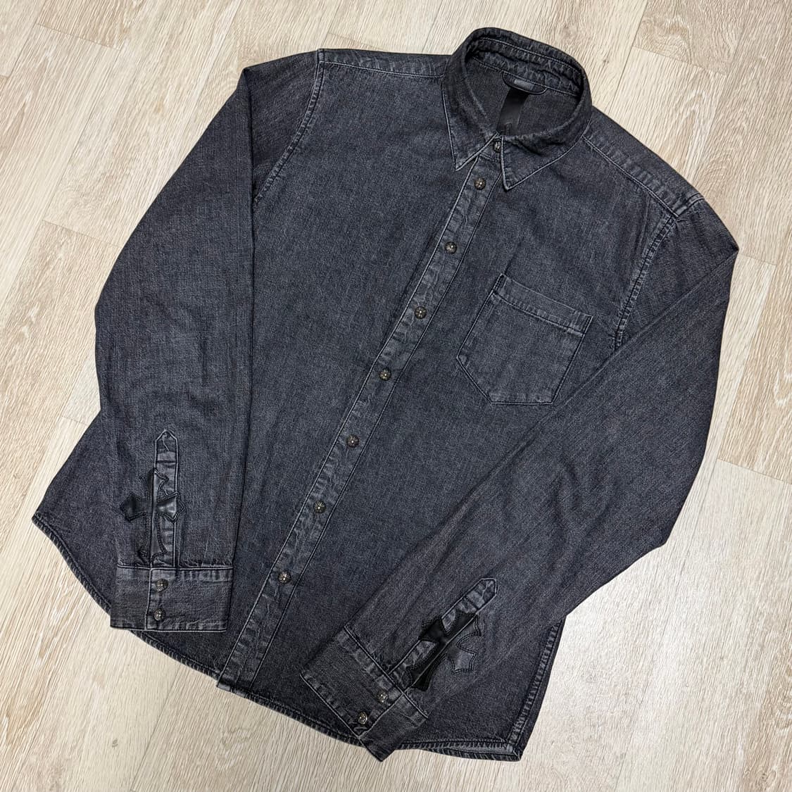 [L/새상품급] 크롬하츠 레더패치 데님 셔츠 자켓 상품이미지1