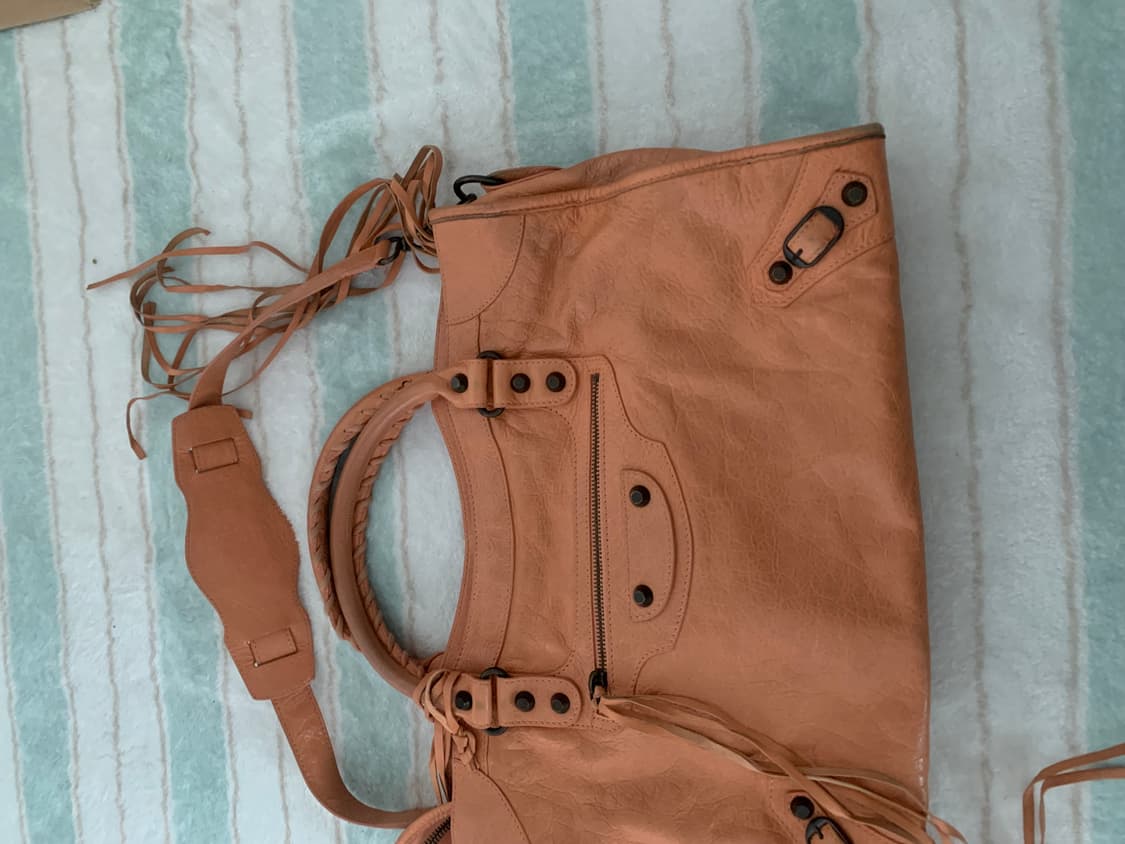 발렌시아가 시티백 미듐 르시티 모터백 상품이미지7