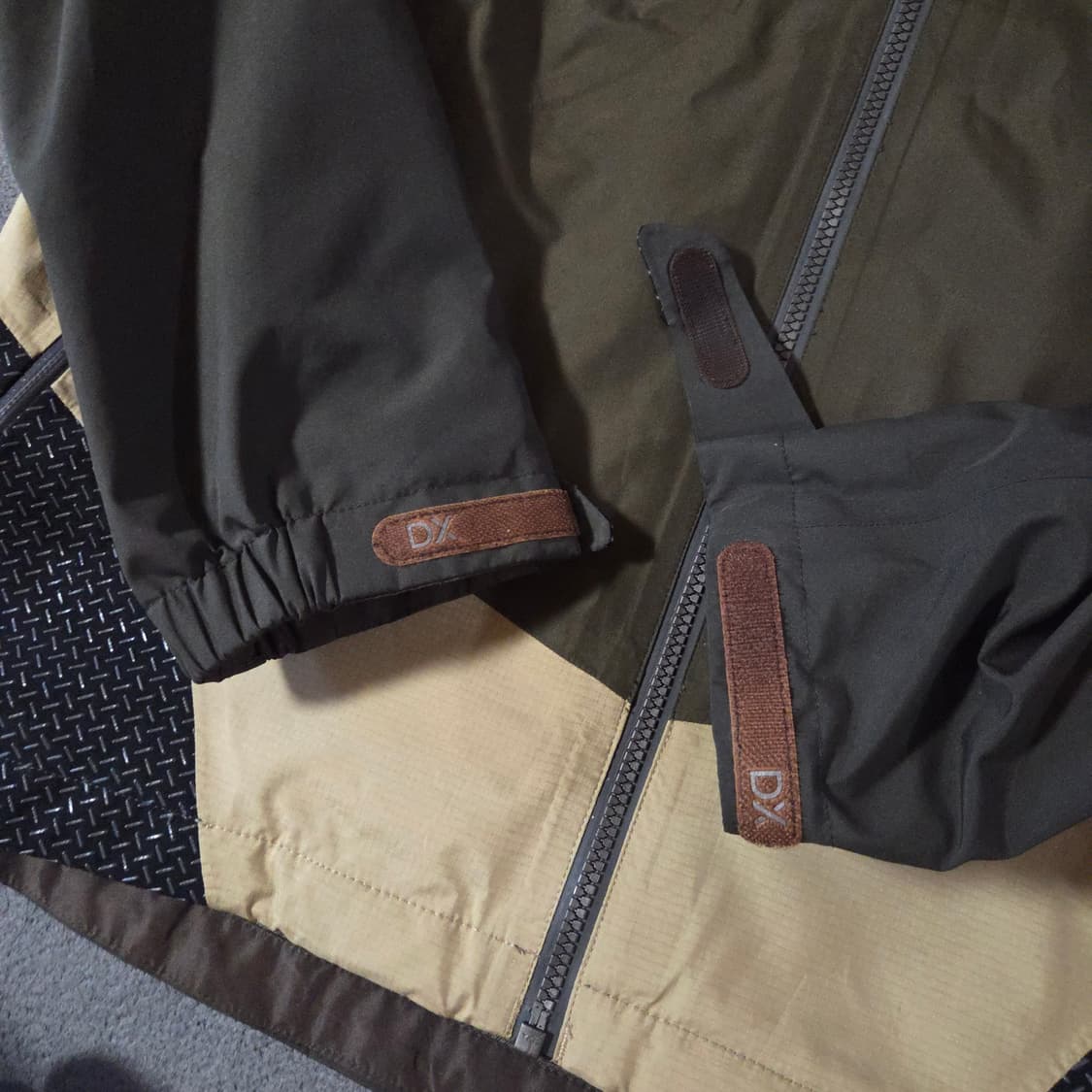 디스커버리 고어텍스 방수 자켓 바람막이 100 L 상품이미지7