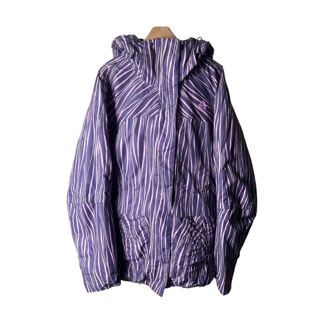 [Nike ACG] 나이키ACG 지브라 패딩 상품이미지1