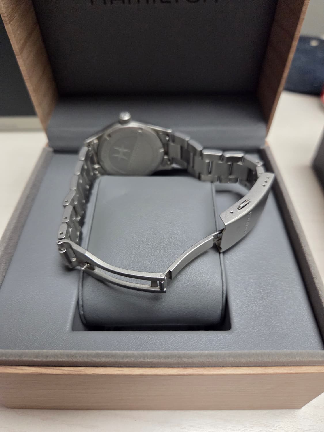 해밀턴 카키 필드 33mm 쿼츠 상품이미지2