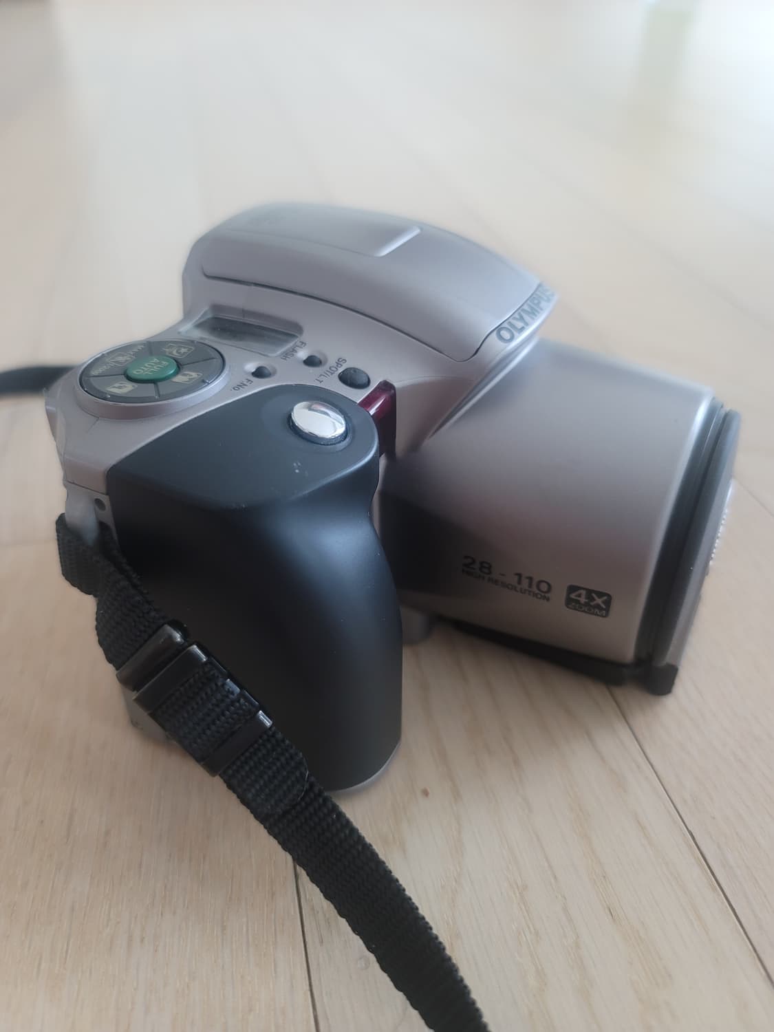 올림푸스 IS-200 올드 레트로 28-110  줌 필름 카메라 상품이미지1