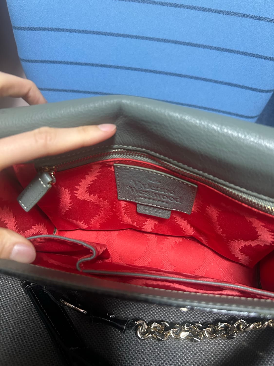 비비안웨스트우드 에나멜 크로스백 상품이미지5