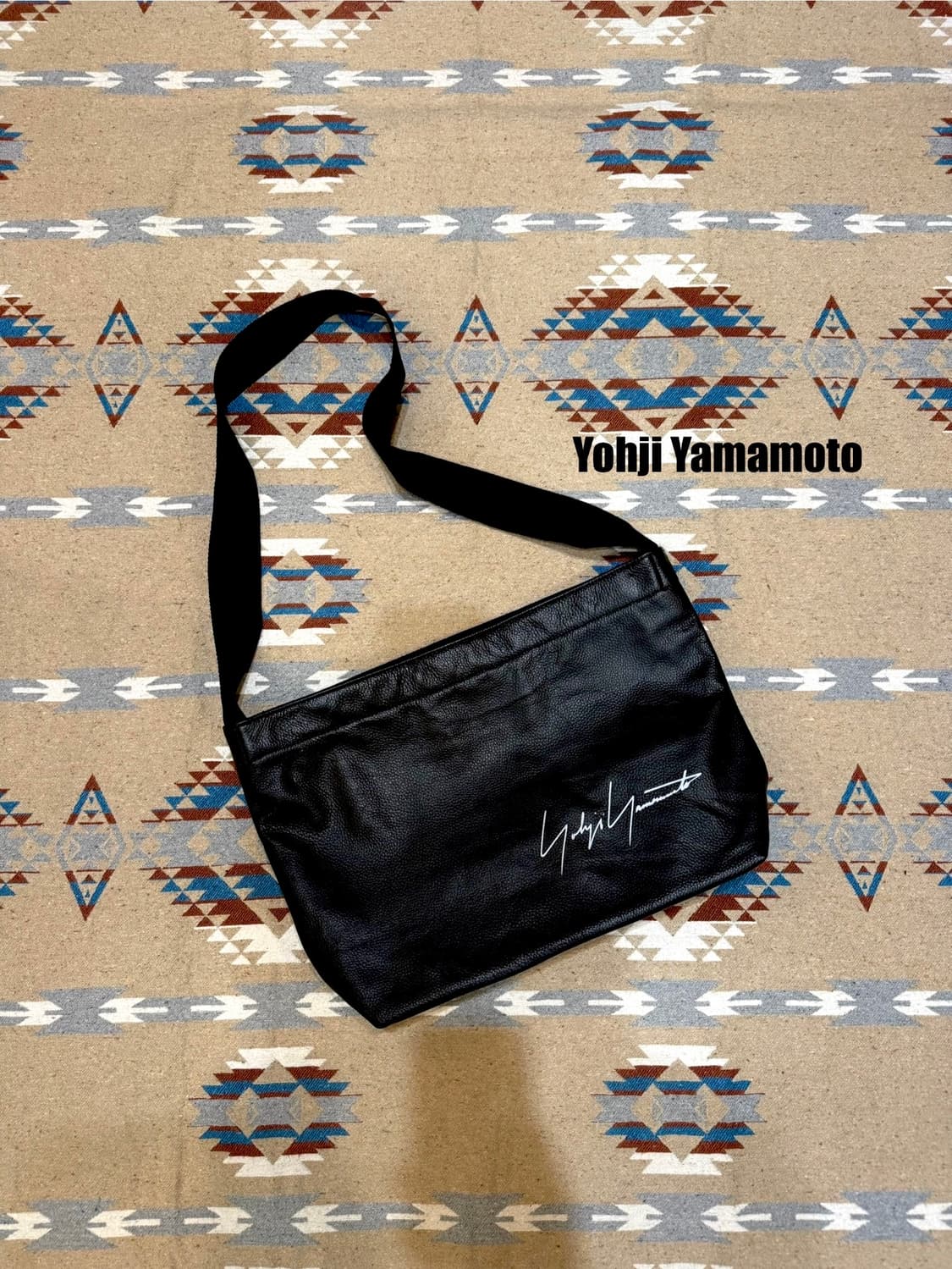 [OS] 요지 야마모토 아오야마 카우레더 숄더백 상품이미지1