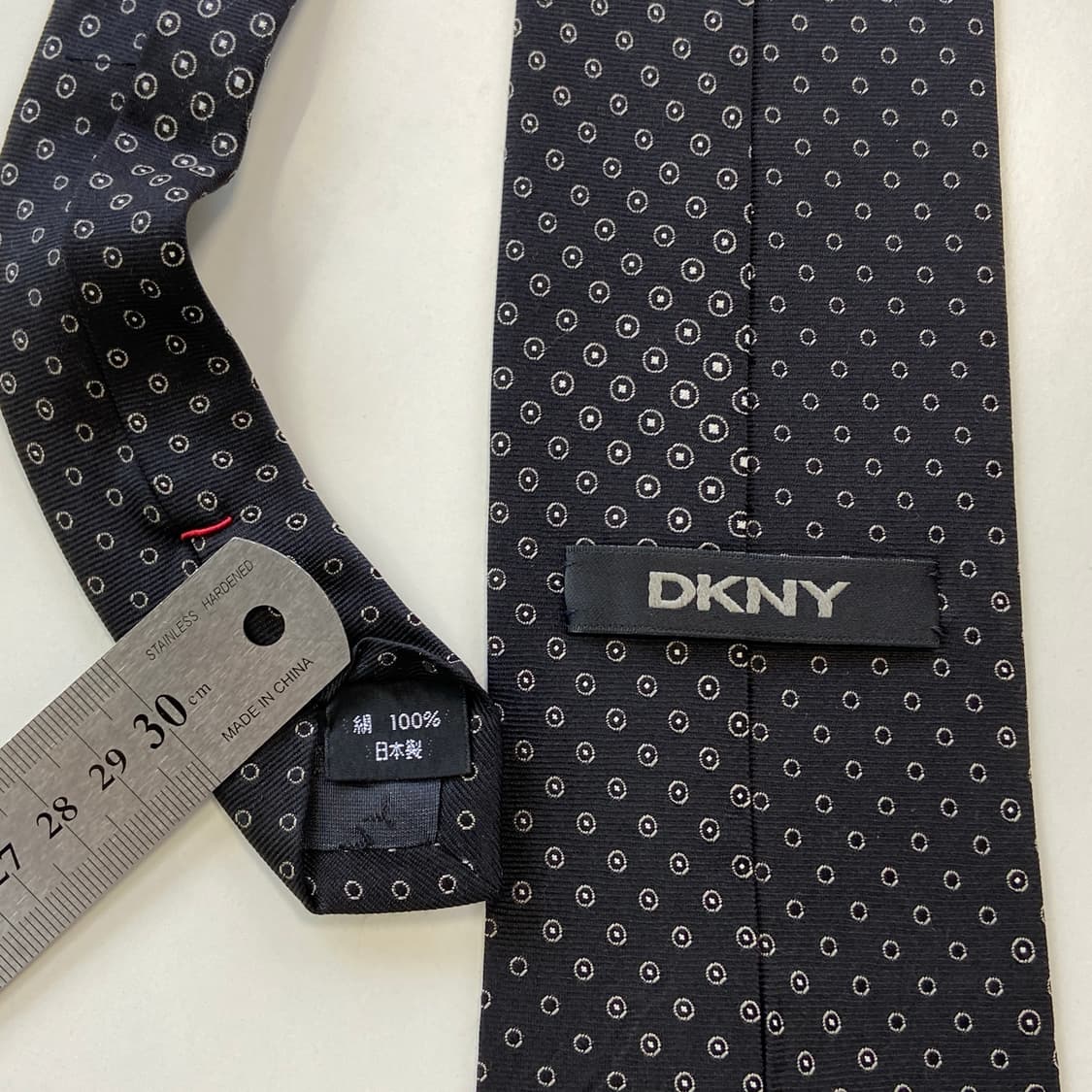 DKNY 명품 정품 블랙 넥타이 상품이미지6