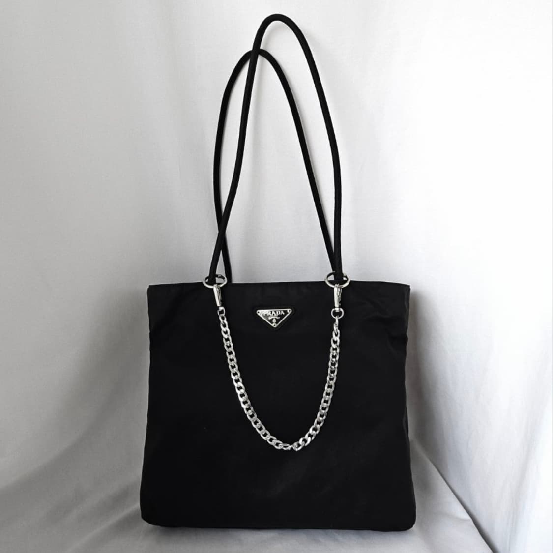 [정품 PRADA] 프라다 포코노 나일론 긴줄 숄더백 상품이미지1