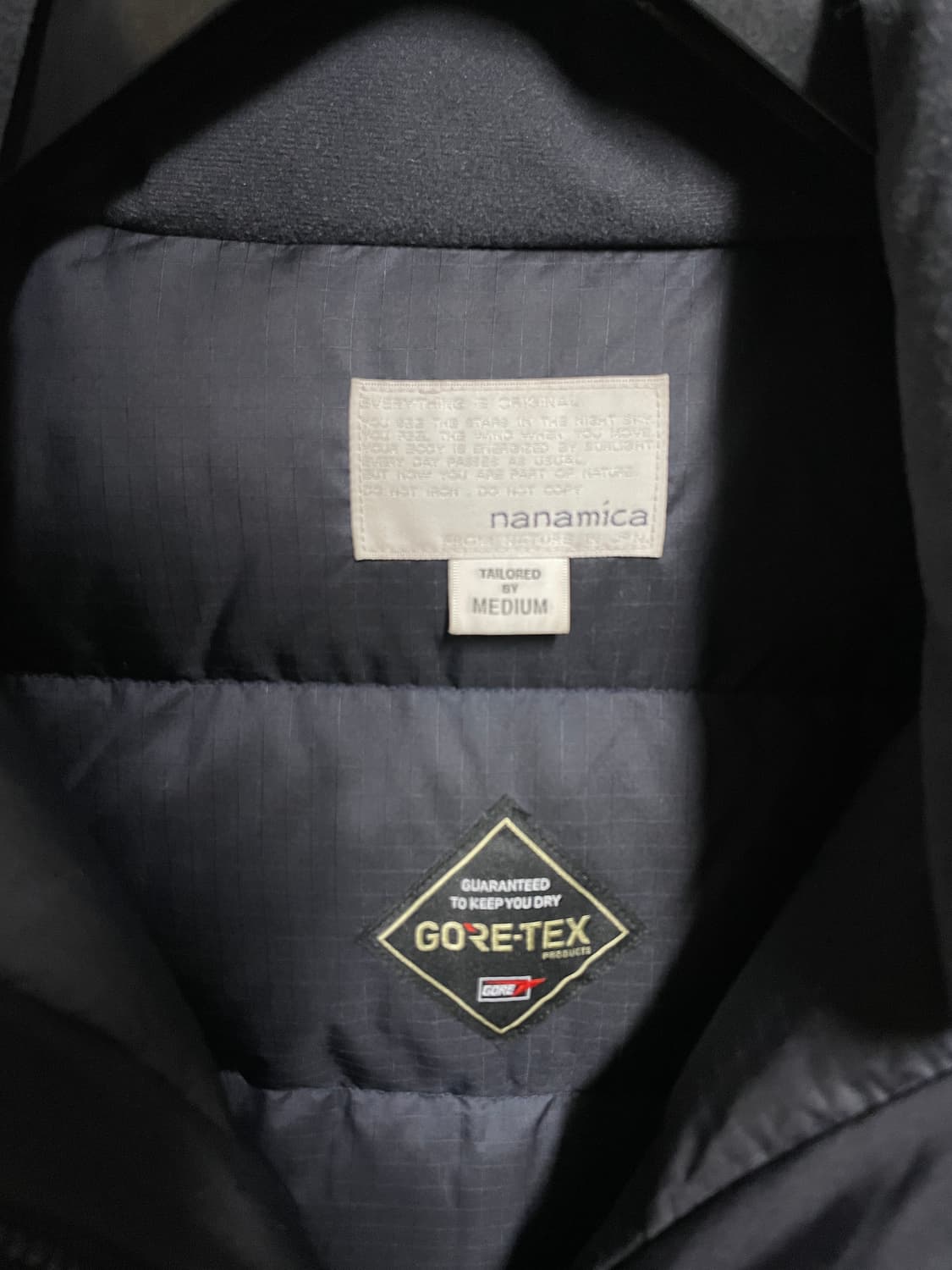 나나미카 고어텍스 다운코트 네이비 M 상품이미지4