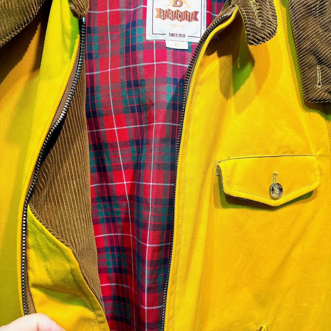 바라쿠타 남성 G9 머스터드 왁스 드라이버 자켓

 상품이미지3