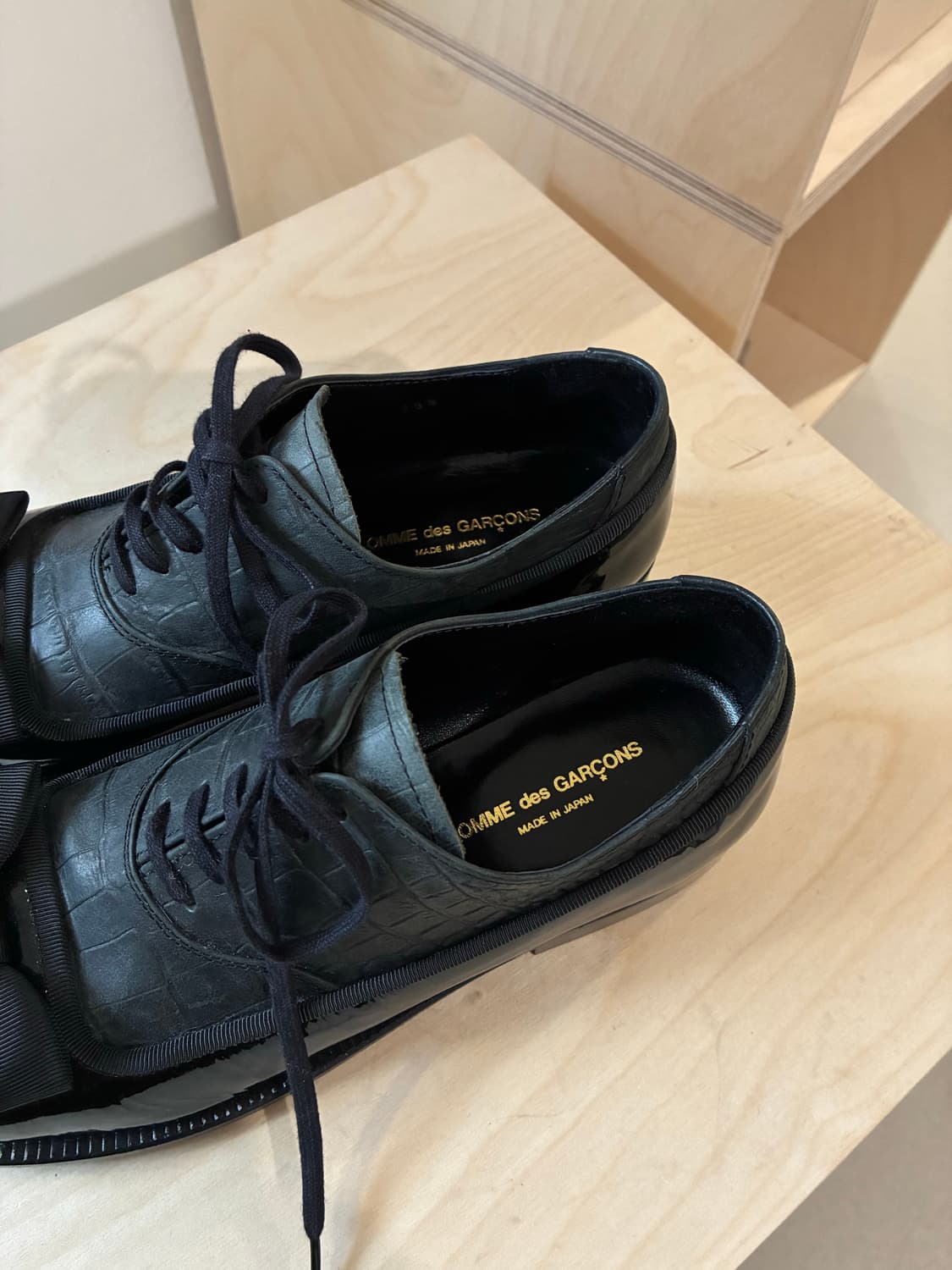 꼼데가르송 리본 구두 상품이미지9