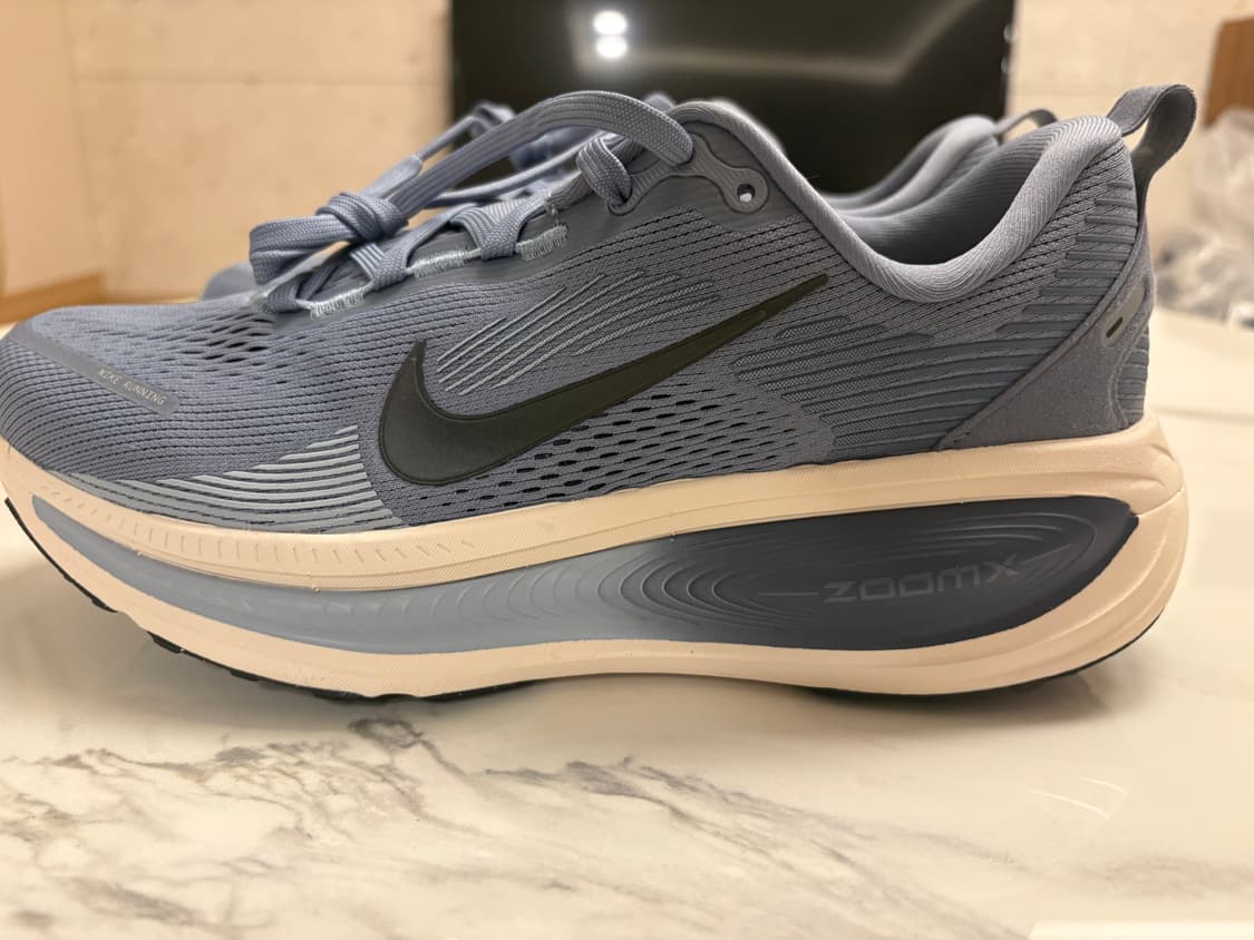 나이키 보메로 18 애션 슬레이트 디퓨즈드 블루 -  265 상품이미지4