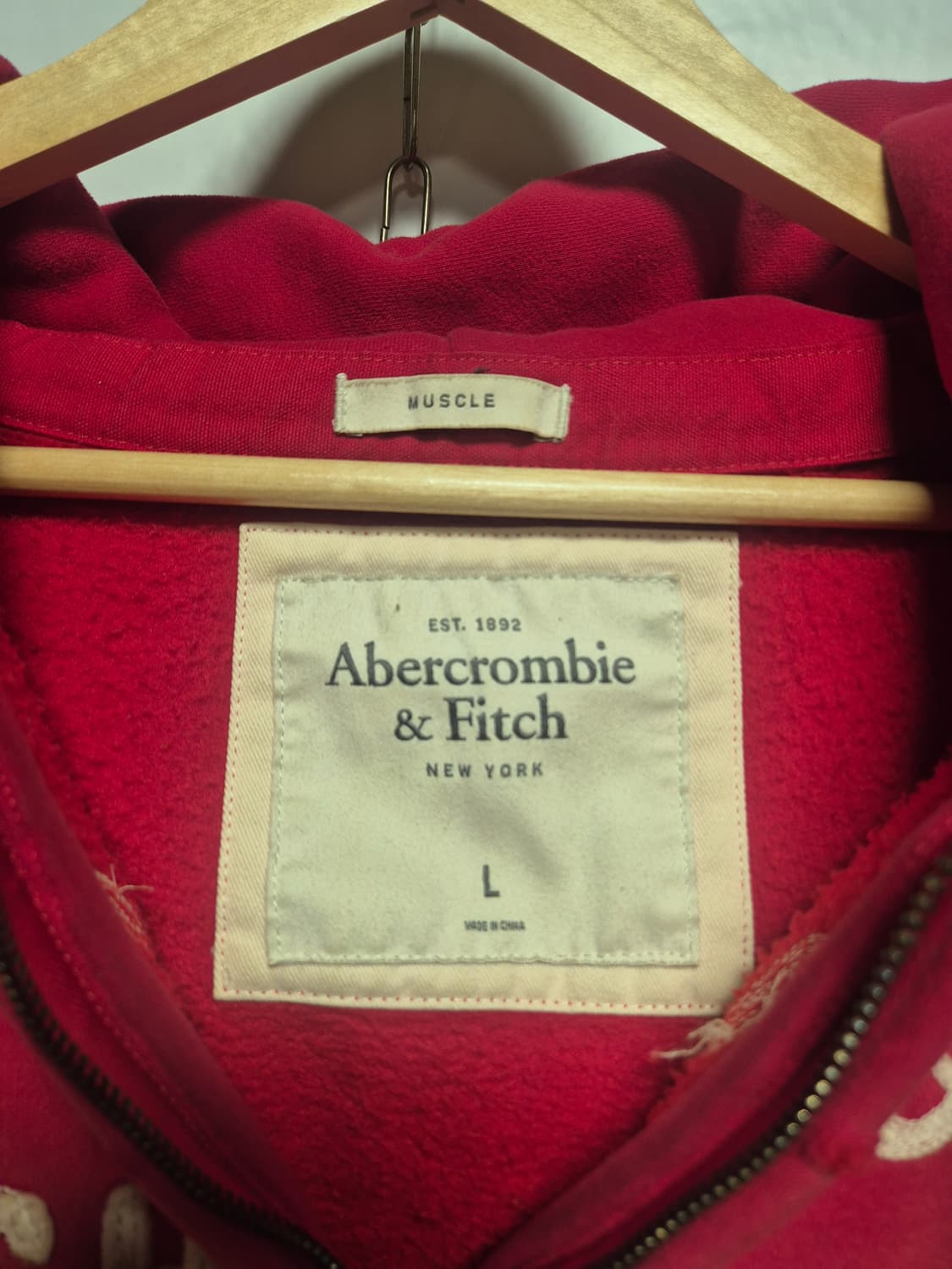 아베크롬비 Y2K 올드스쿨 레드 반집업 후드티 L사이즈(상태A급) 상품이미지5