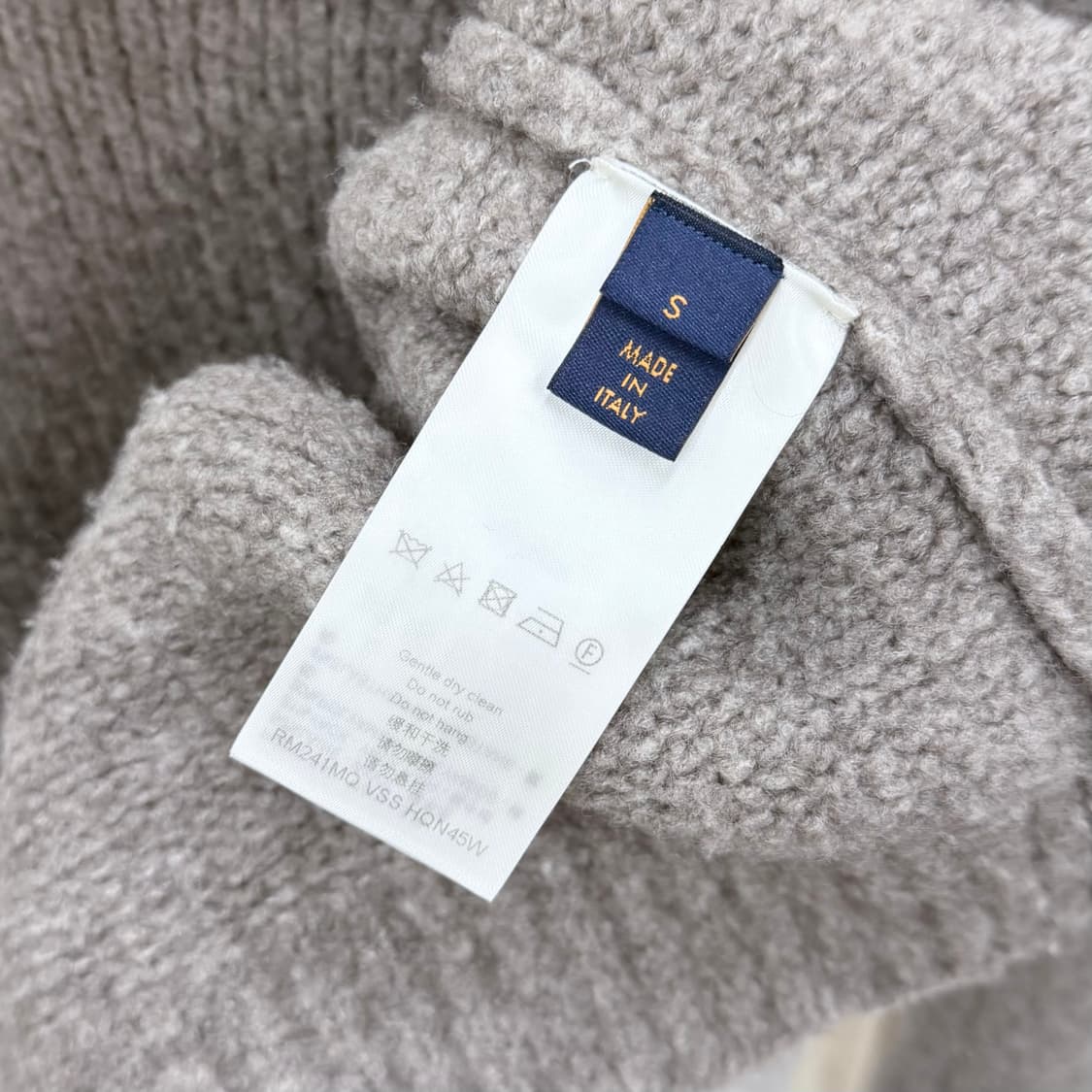 [S+급/S] 루이비통 LV 인타르시아 크루넥 니트 라바 스모크 상품이미지7