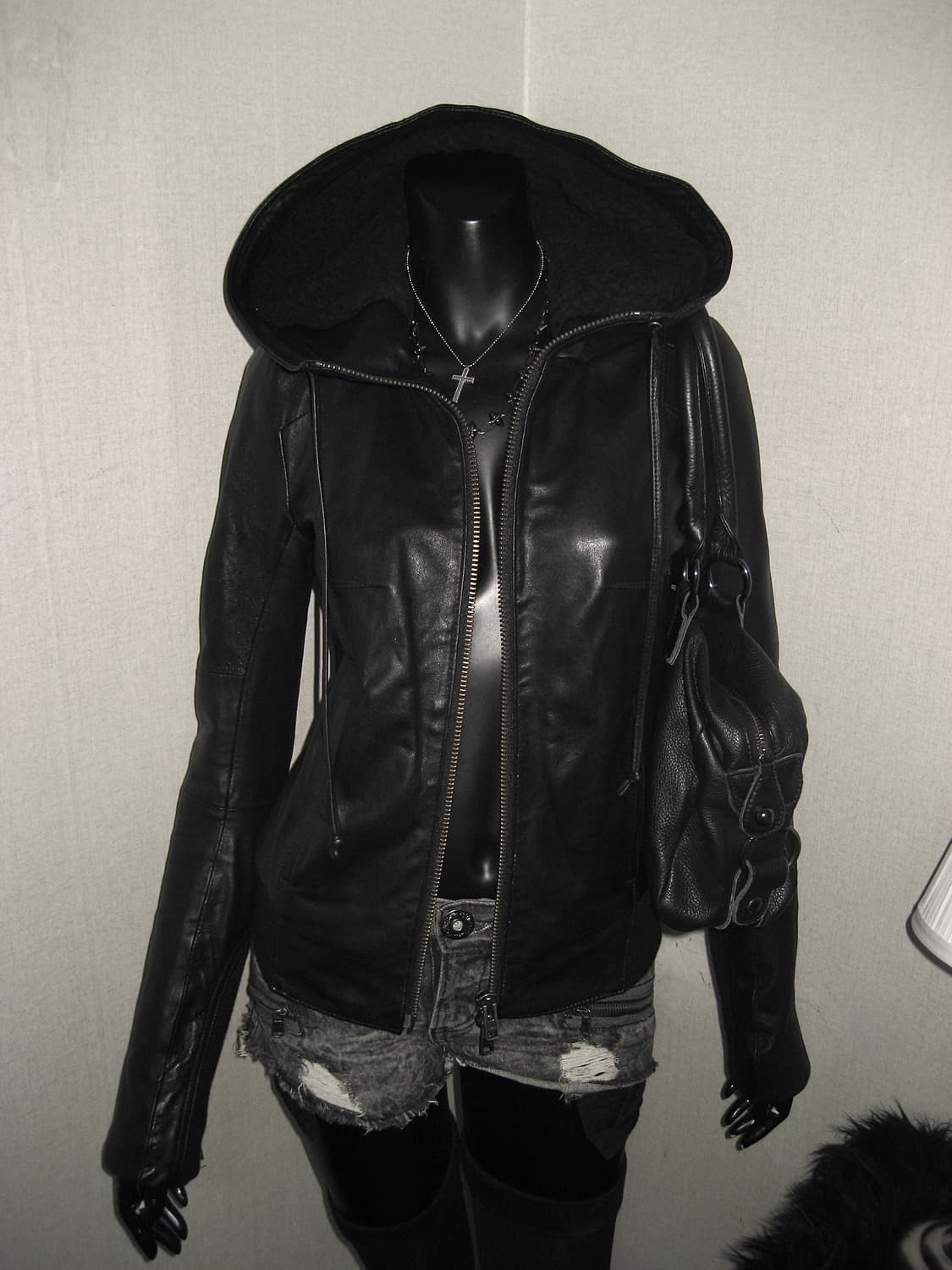 Moussy 마우지 하이넥 양 가죽 쉽스킨 후드 레더 자켓 집업 상품이미지8