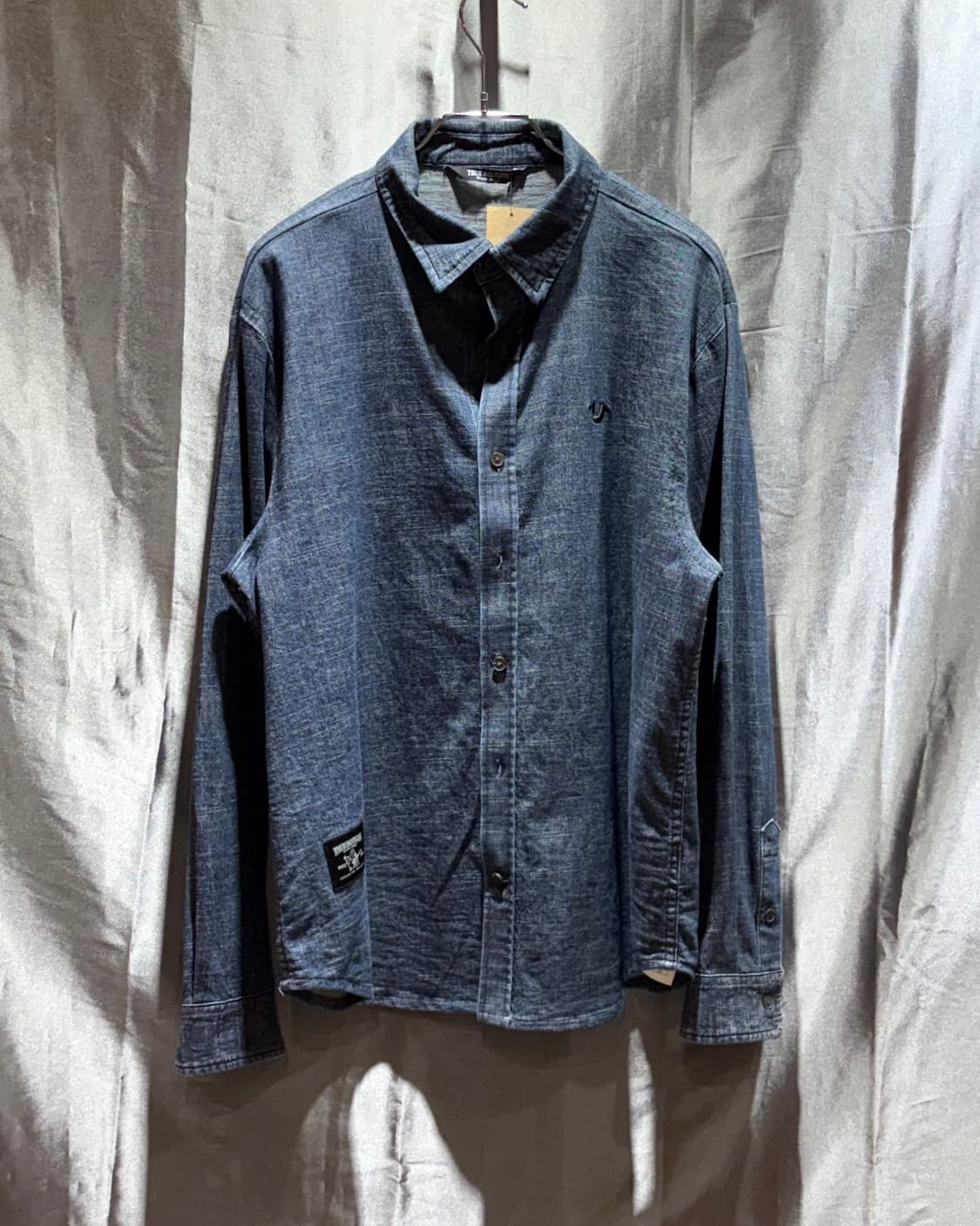 M 트루릴리전 심볼로고 생지 데님셔츠 상품이미지2