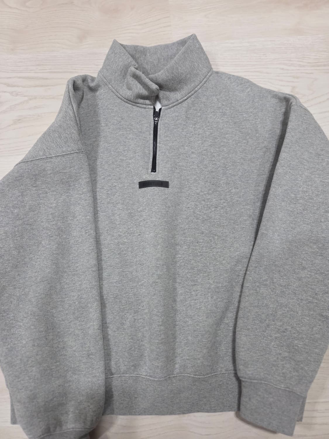 피어오브갓 에센셜  하프집업 맨투맨 그레이 M사이즈 상품이미지1