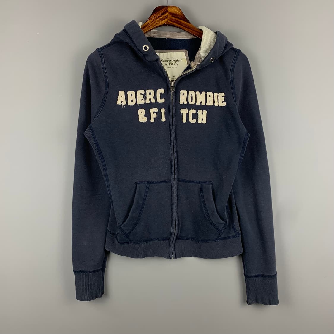아베크롬비 y2k 와투케 네이비 후드집업 상품이미지2