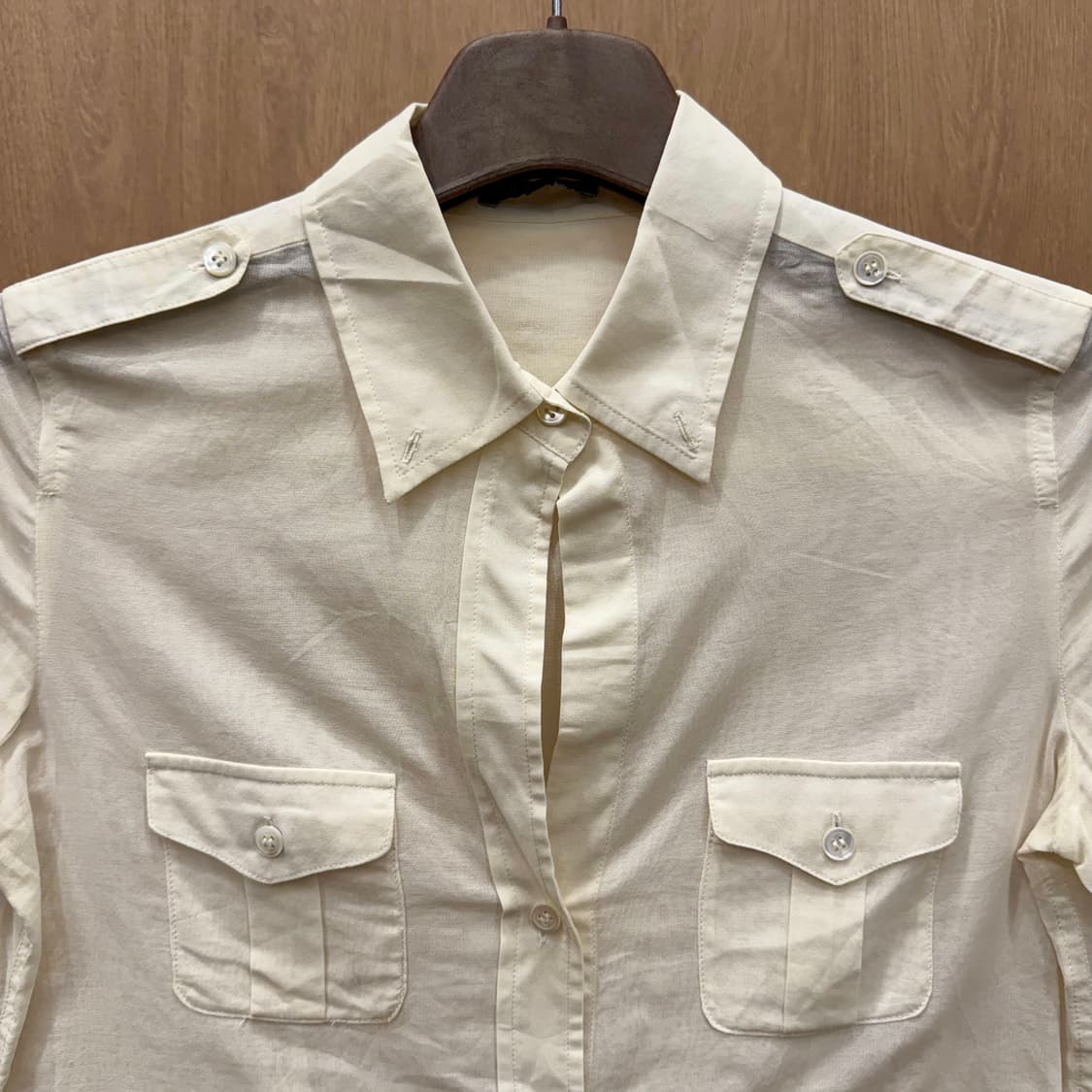 띠어리 코튼 긴팔 셔츠 에포렛 포켓 디테일 슬림핏 아이보리 상품이미지4