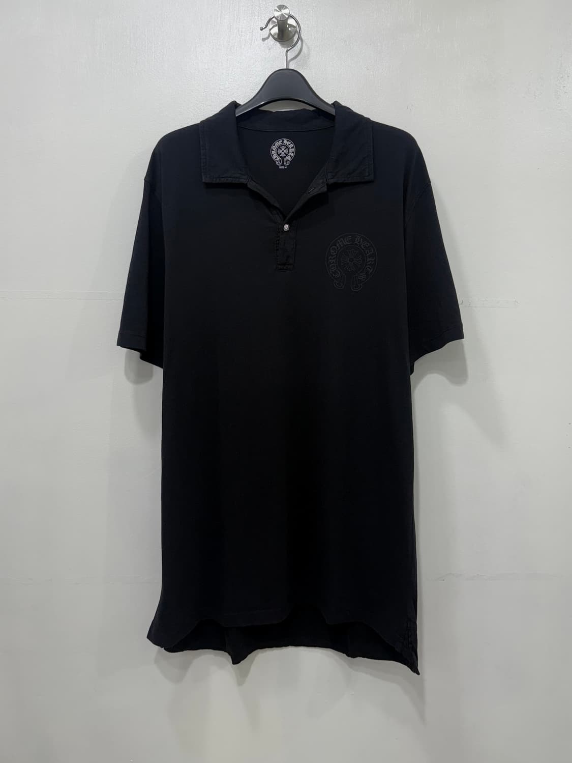 크롬하츠 실버버튼 폴로 반팔 블랙 M 상품이미지1