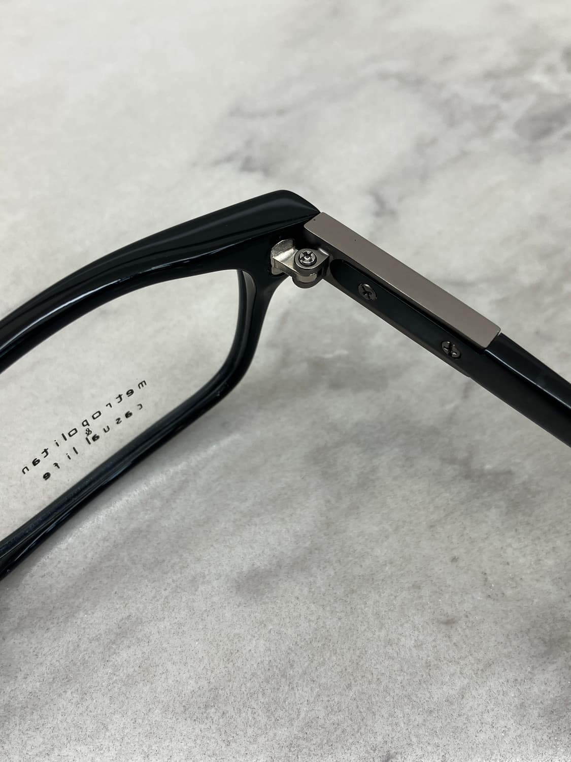 피에르 발망 Pierre Balmain 블랙 웰링턴 뿔테 안경 상품이미지3