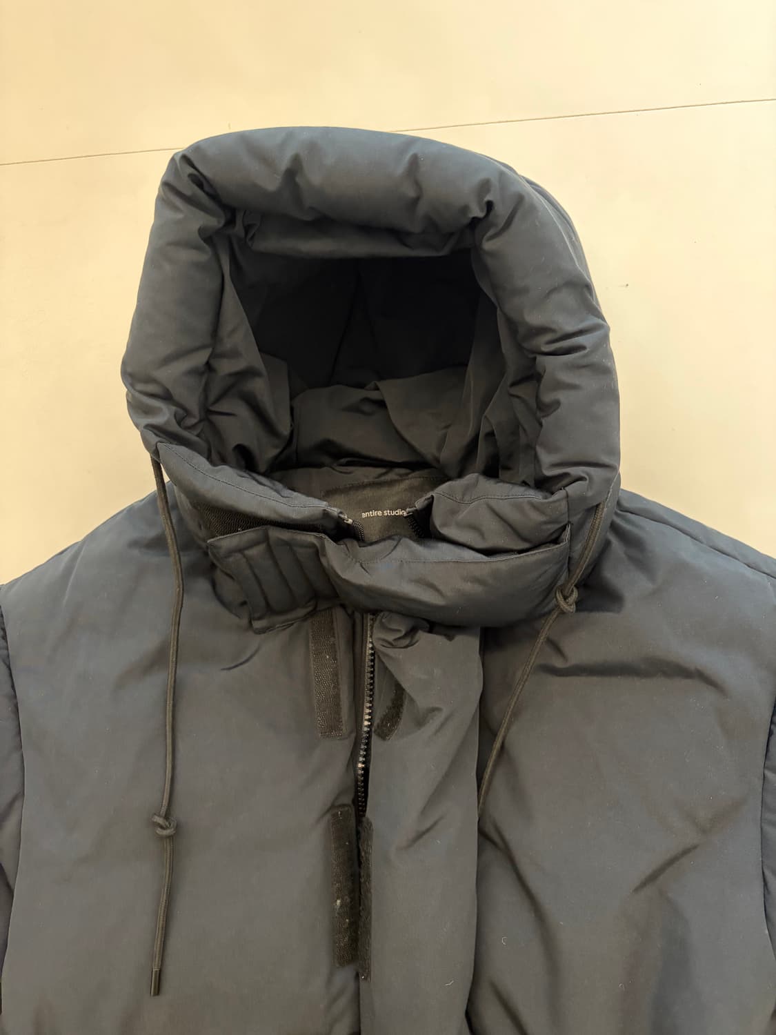 엔타이어 스튜디오(entire studios) soa 다운 패딩 상품이미지2