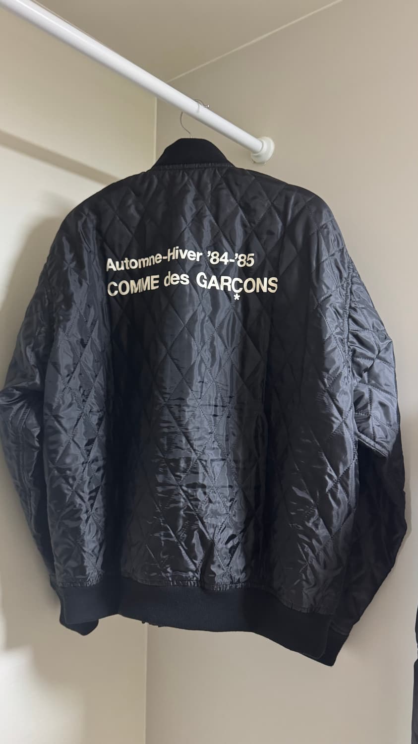 CDG 퀼티드 '84-85 스태프 블루종 블랙 상품이미지1