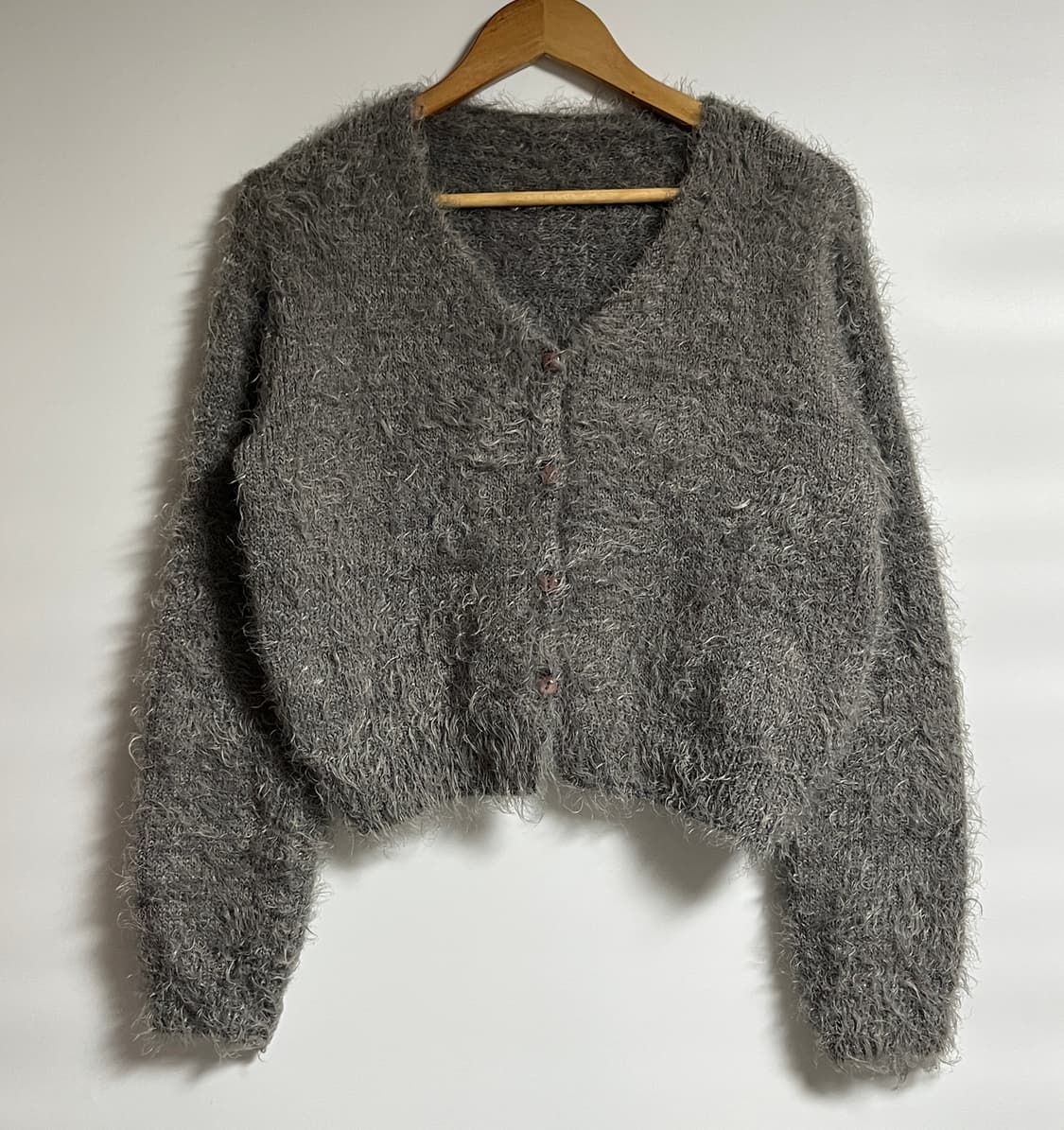 오버핏 앙고라 브이넥 니트 크롭 가디건 스웨터 S 상품이미지1