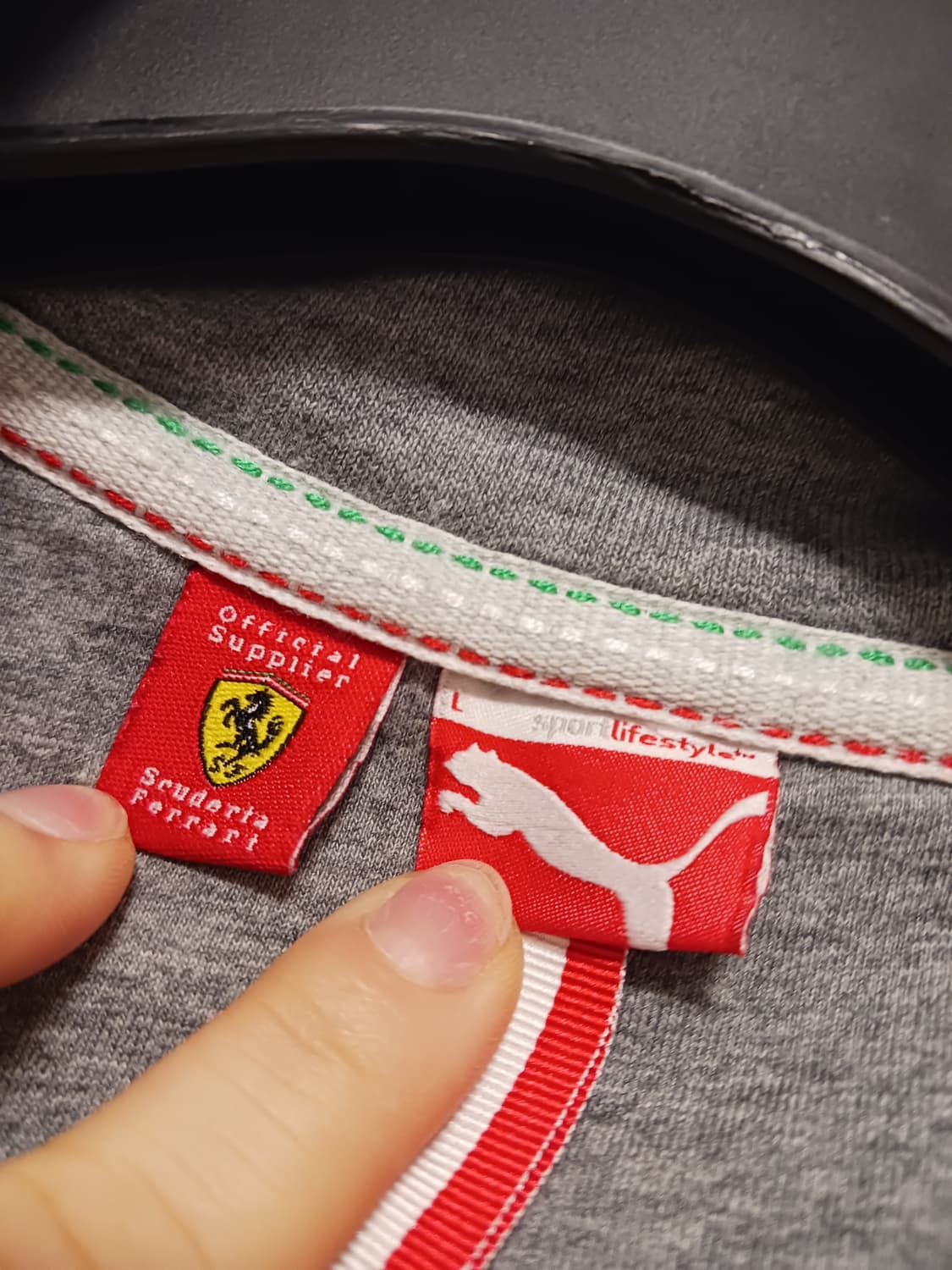 푸마 올드스쿨 레이싱 페라리 집업 상품이미지6