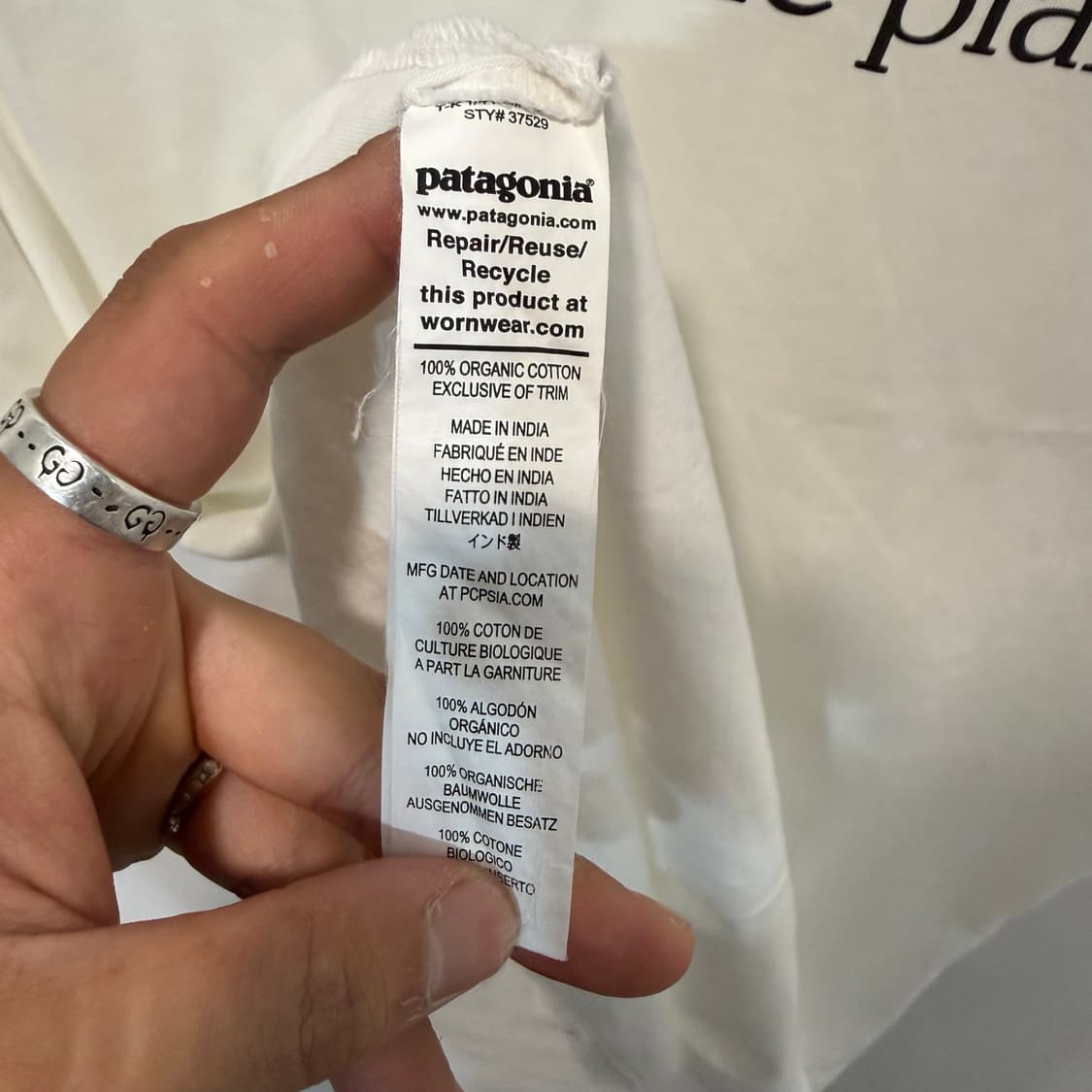 파타고니아 백프린팅 레귤러핏 반팔티 M 상품이미지5