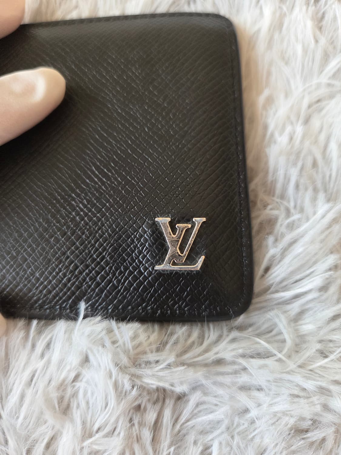 [정품] 루이비통 타이가 가죽 멀티플 반지갑  상품이미지2