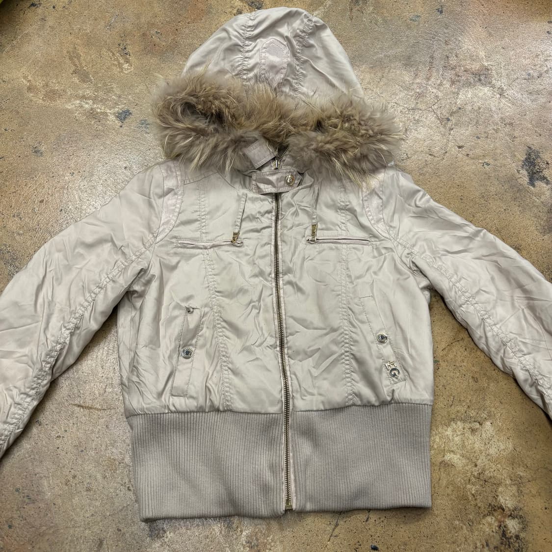 에고에스트 베이지 갸루 털 퍼 후드집업 자켓 상품이미지3