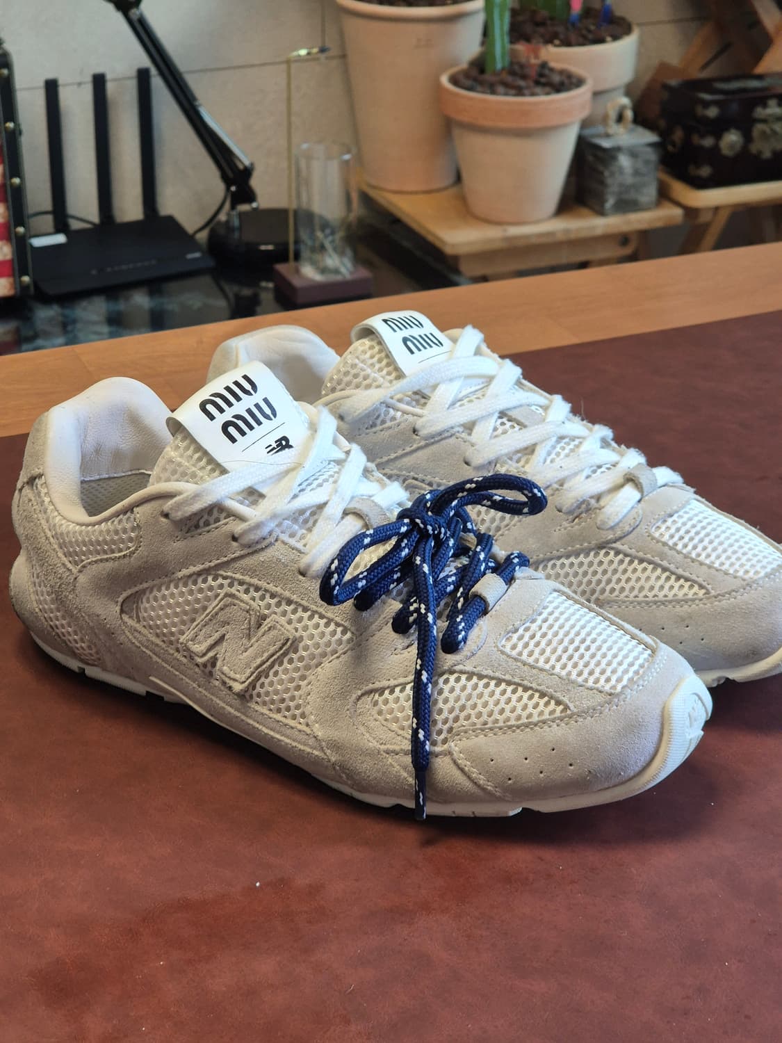 실착용3회 250-255(39)  정품 미우미우 X 뉴발란스530스니커즈 상품이미지2