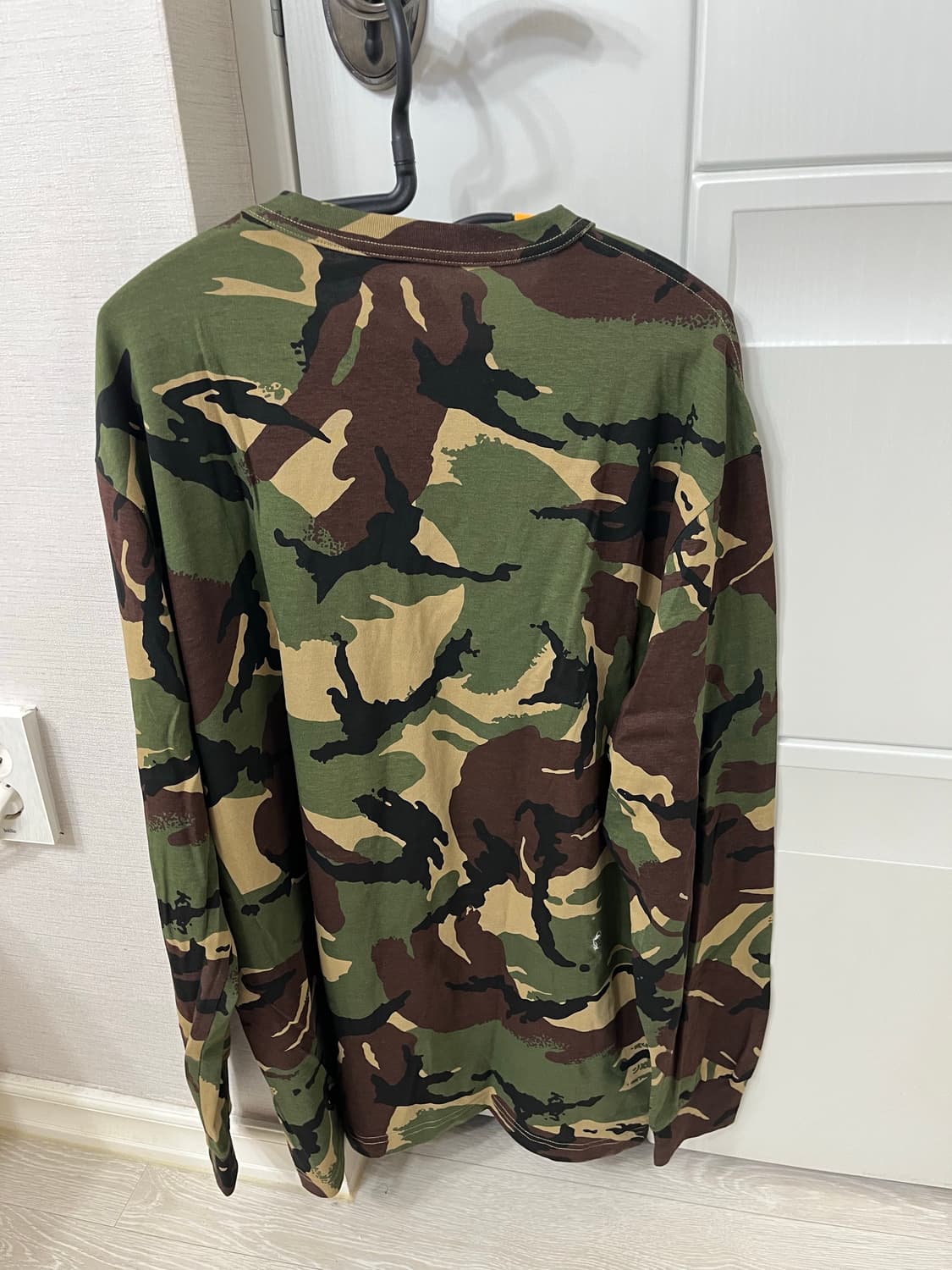 팔라스 카모 롱슬리브 23FW 상품이미지2