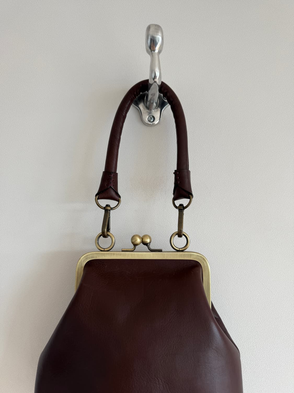 유르트(YURT) 레더 프레임백(크로스스트랩 포함) 상품이미지6