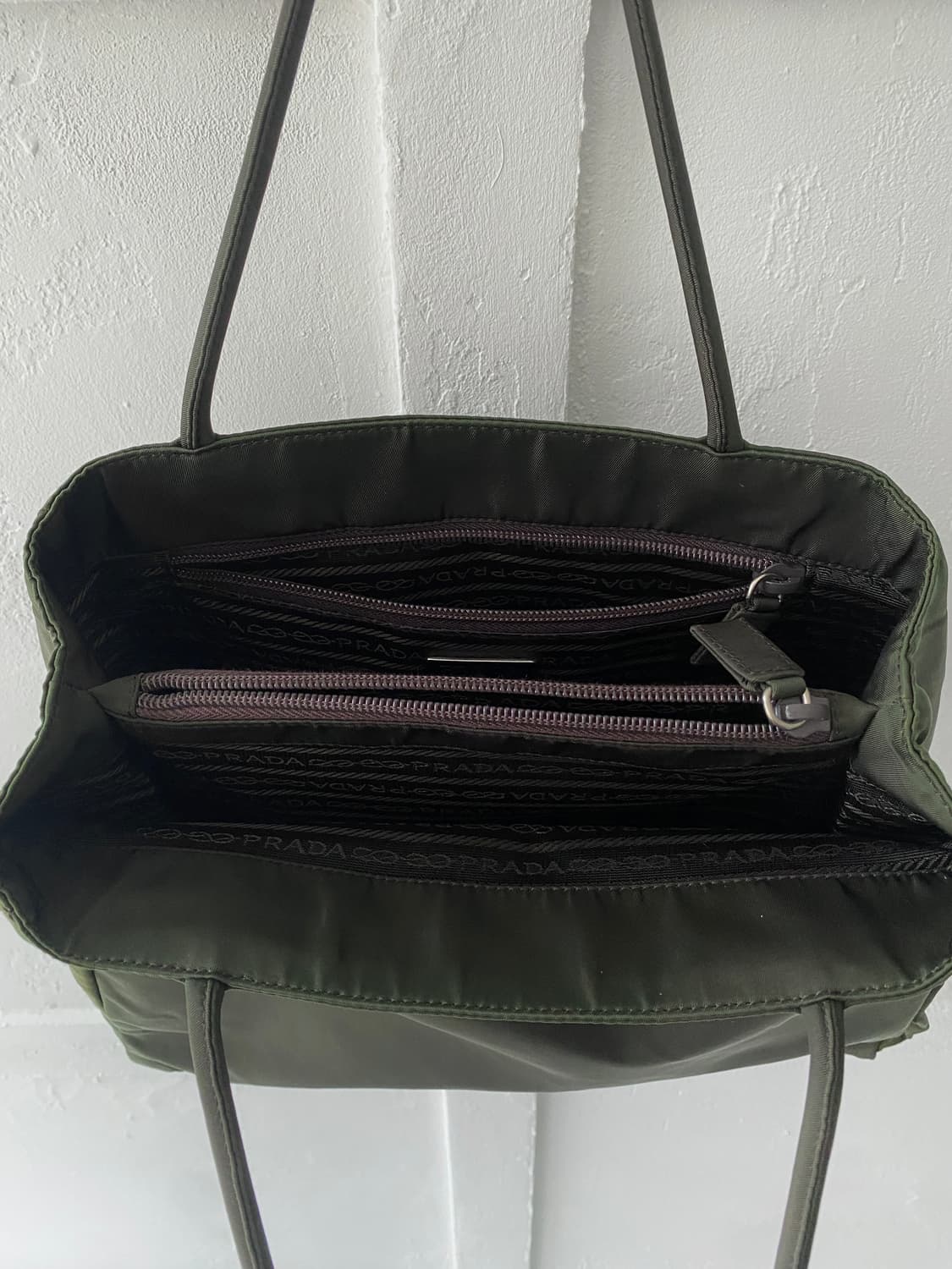 [Prada] 테수토 시티 토트백(카키) 상품이미지5