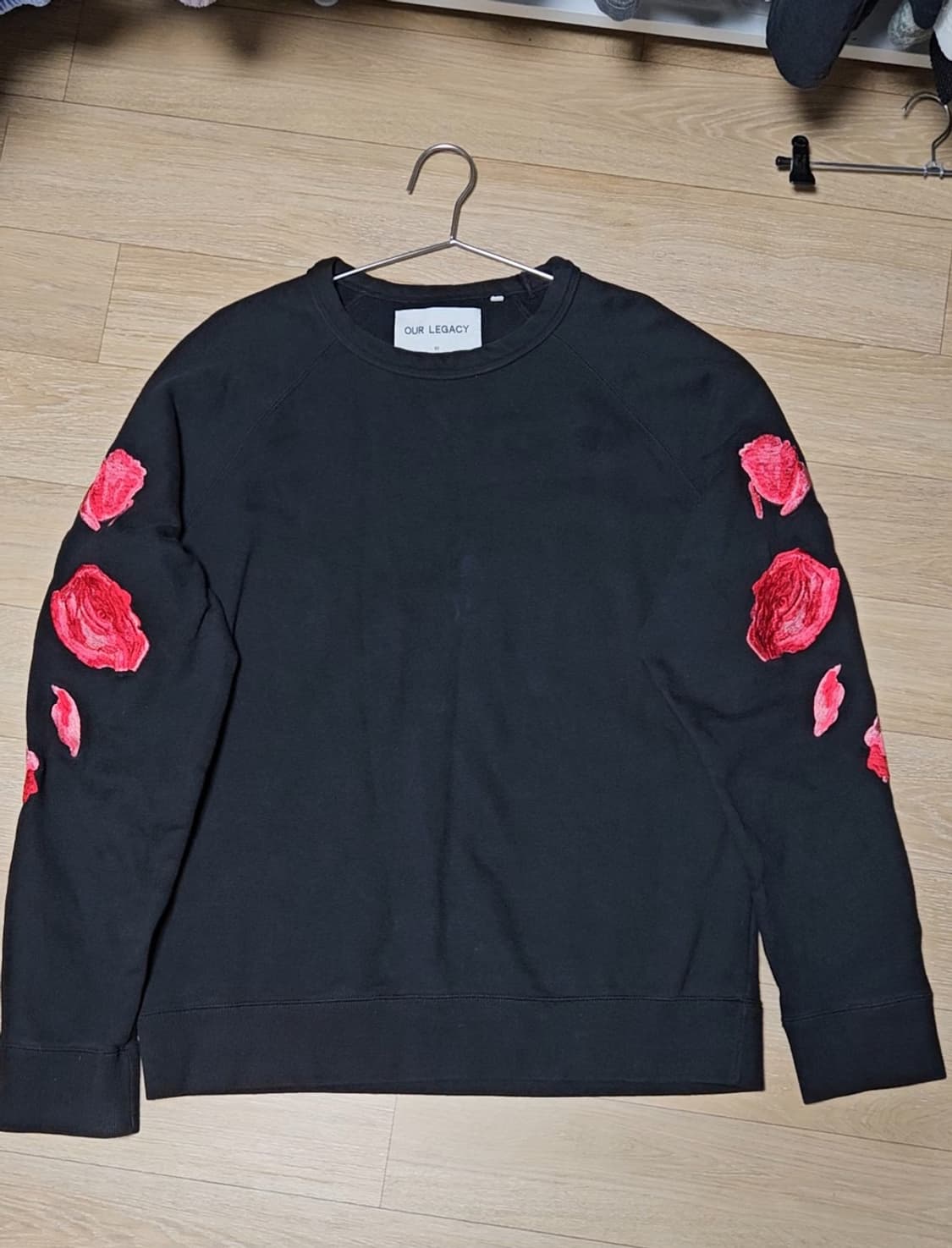 아워레가시 14AW 로즈  맨투맨 상품이미지1