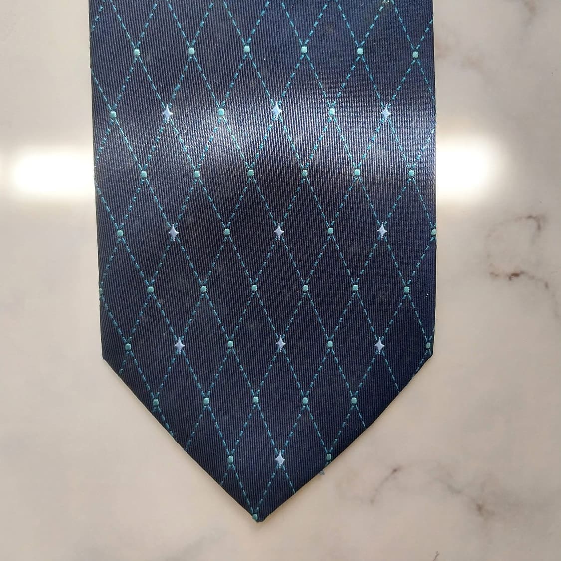 미셸 클라인 실크 네이비 다이아몬드 넥타이 9.3cm A+등급 K990
 상품이미지5
