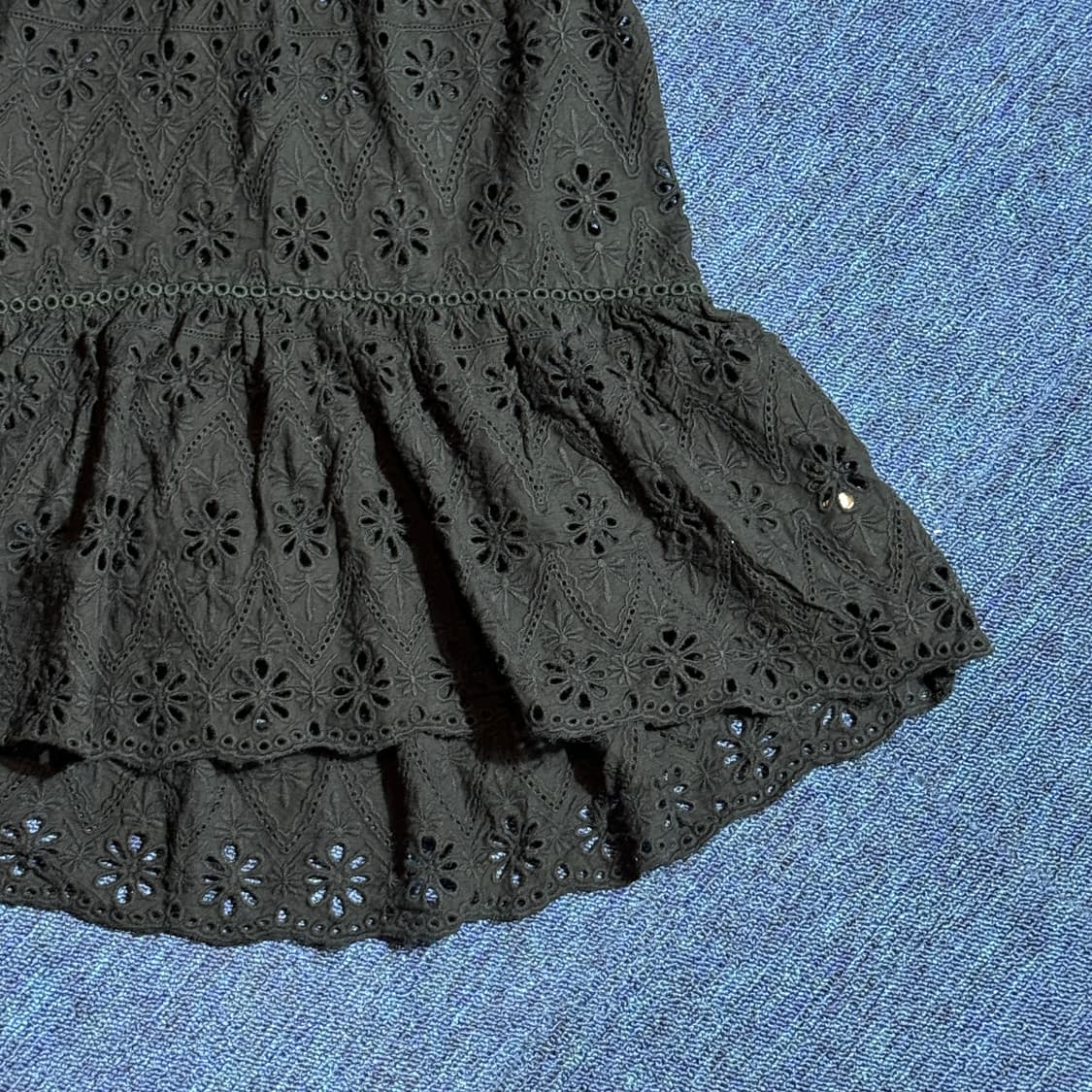 모리걸 블랙 민소매 프릴 원피스 상품이미지3