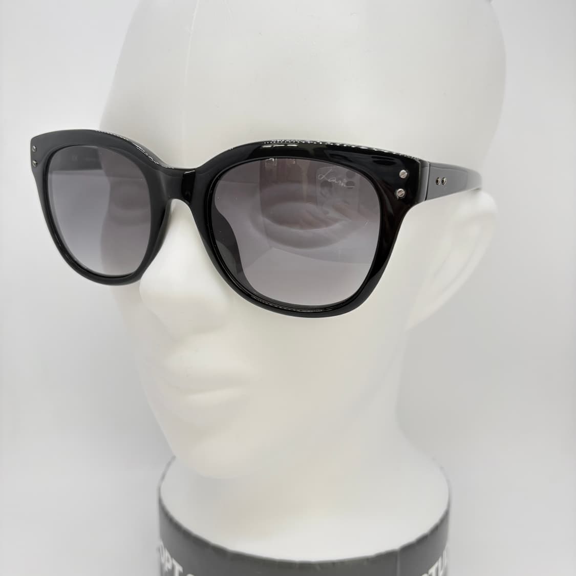 LANVIN 랑방 블랙 선글라스 (정품케이스 증정) 상품이미지6