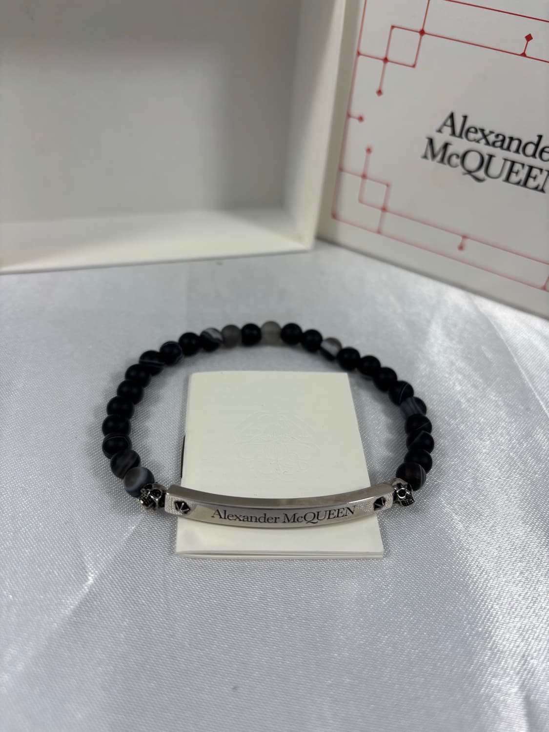 (정품)알렉산더맥퀸 실버로고 스컬팔찌 상품이미지3